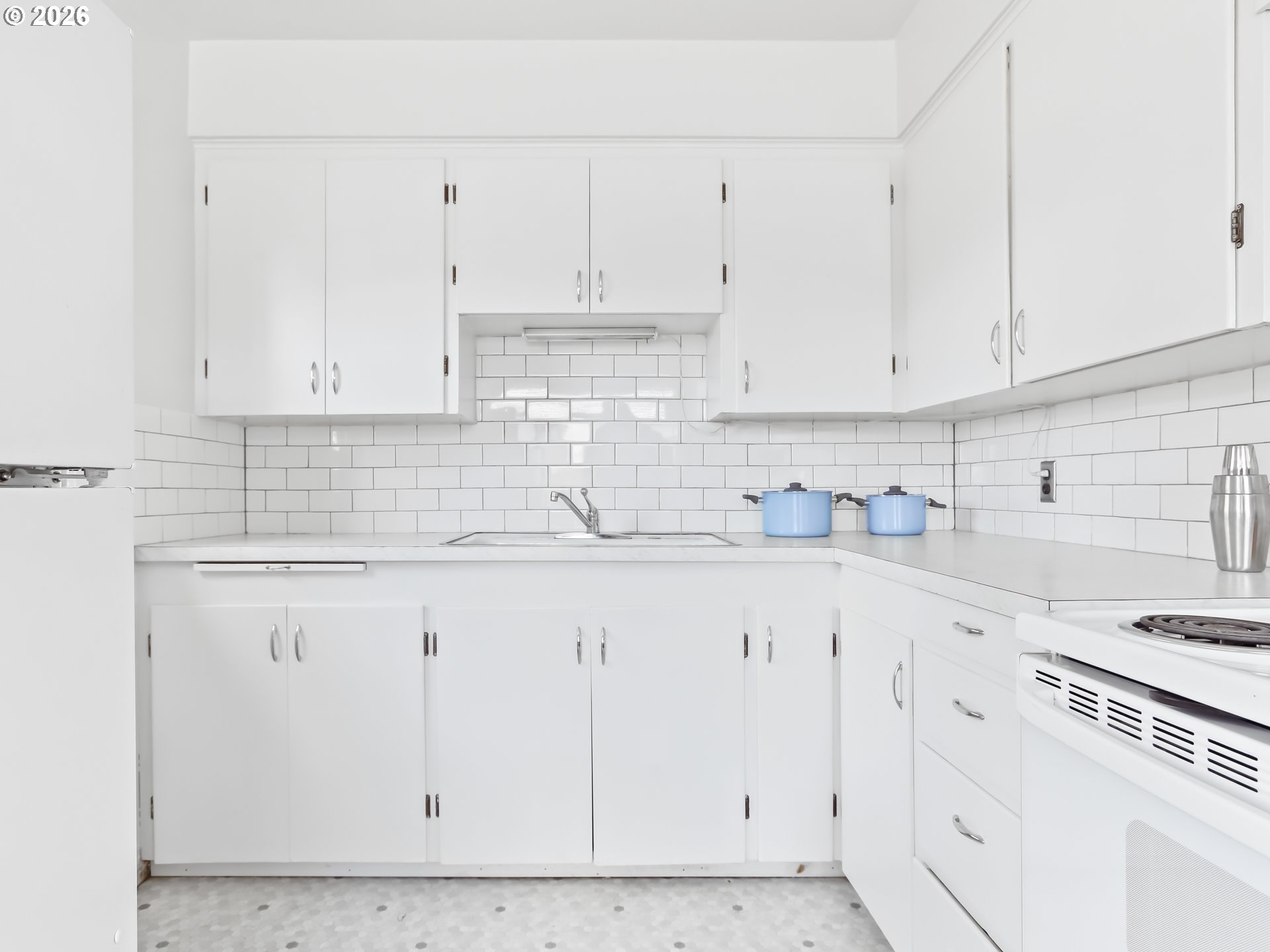 7102 N INTERSTATE AVE, Portland, OR, 97217