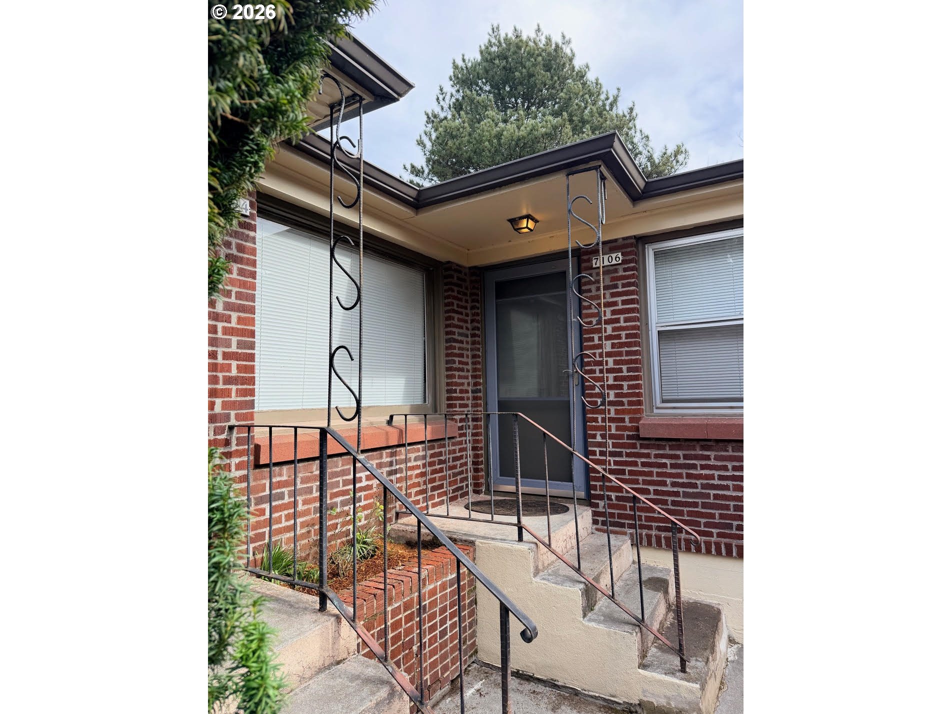 7102 N INTERSTATE AVE, Portland, OR, 97217