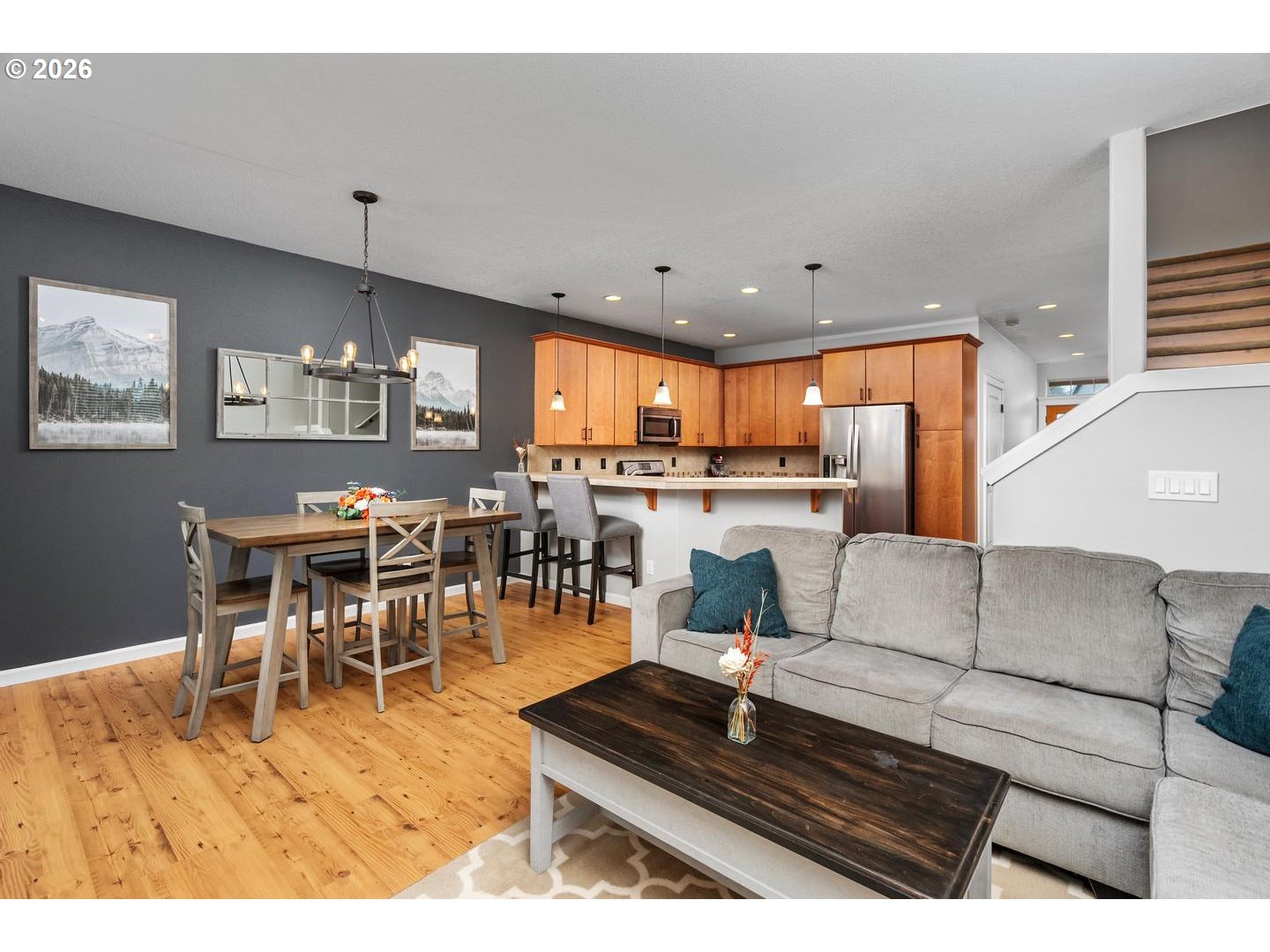 Photo #7: 252561399 Listing: Photo #7