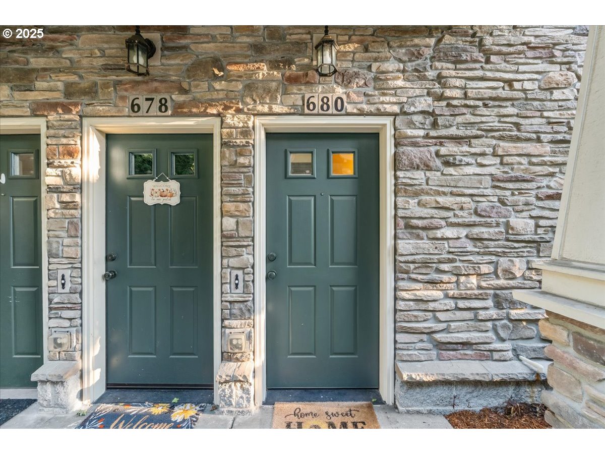 Photo #2: 253134014 Listing 