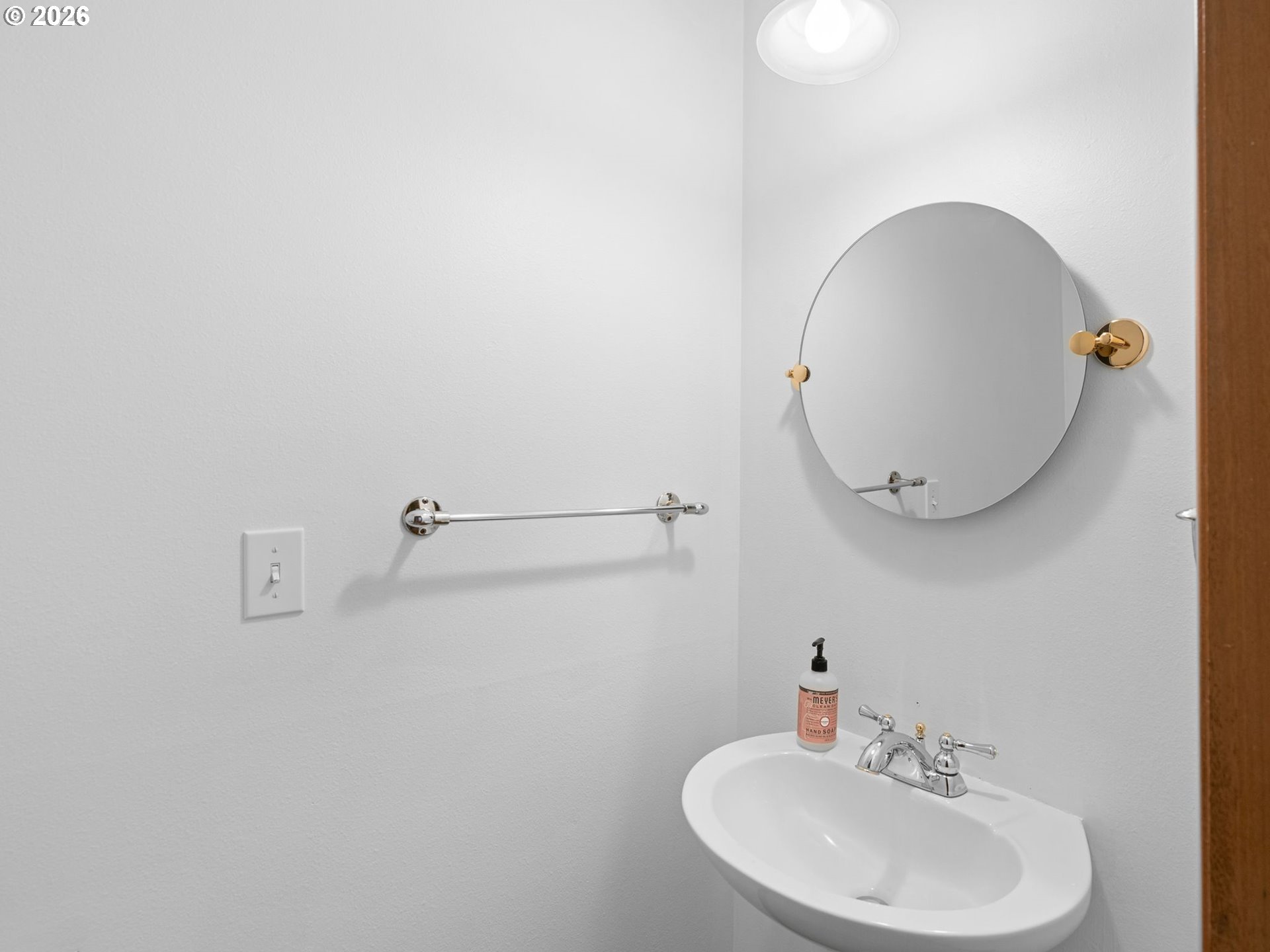 Photo #21: 253665374 Listing: Photo #21