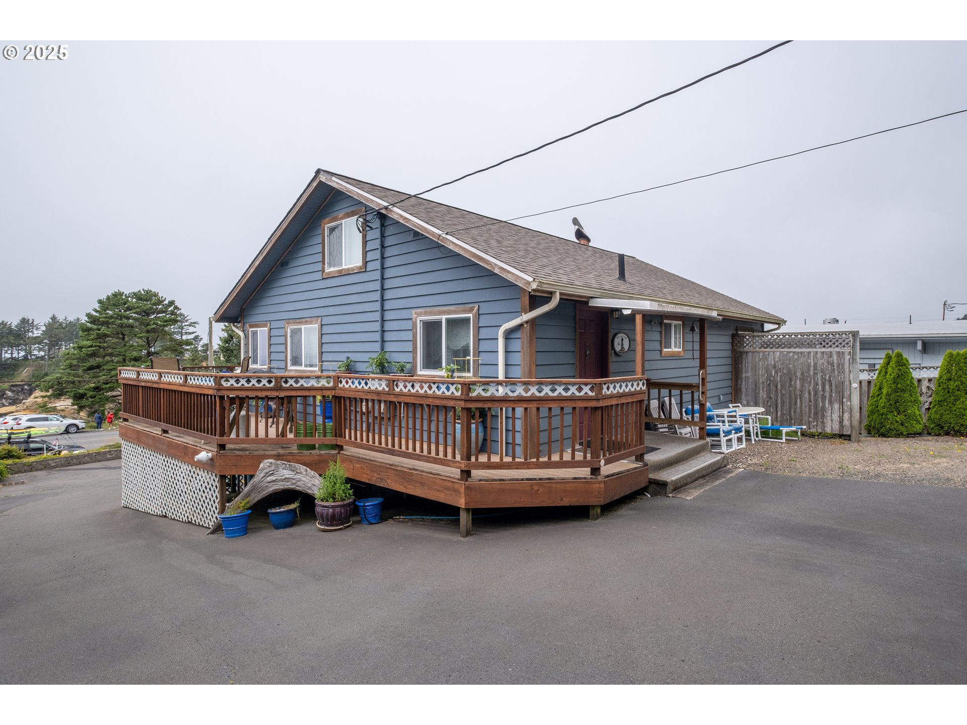 318 N HIGHWAY 101, Depoe Bay, OR, 97341