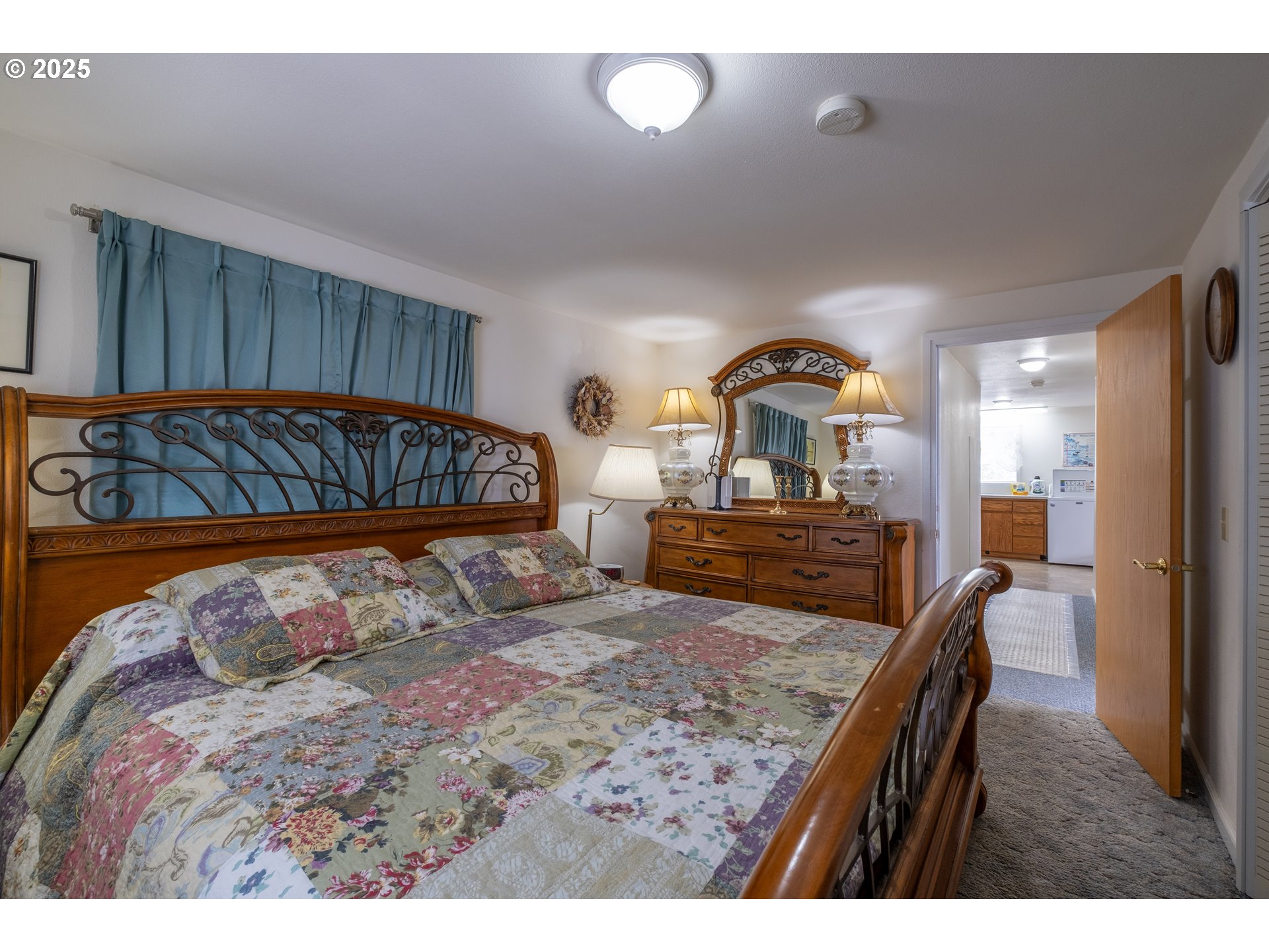 318 N HIGHWAY 101, Depoe Bay, OR, 97341