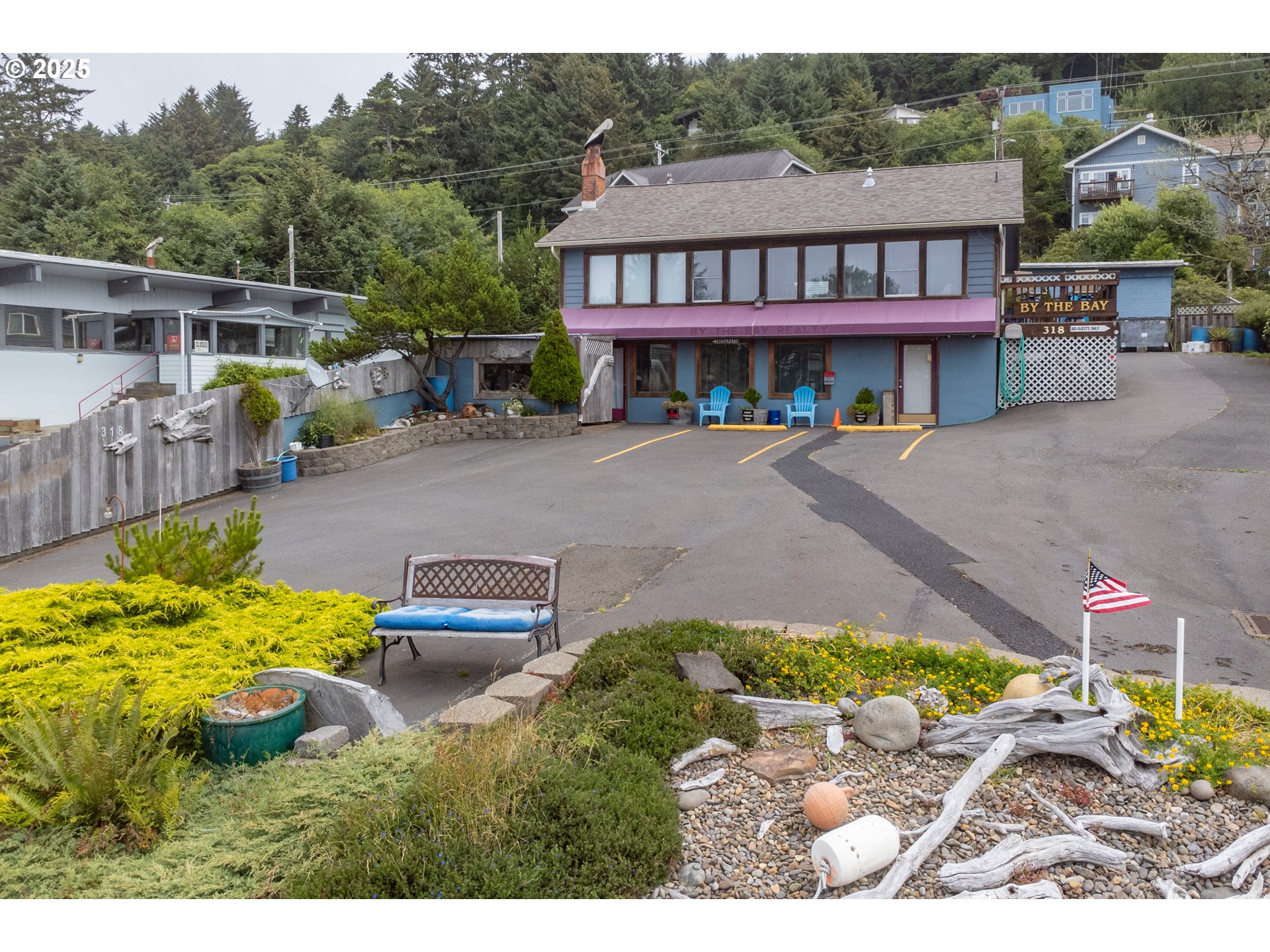 318 N HIGHWAY 101, Depoe Bay, OR, 97341