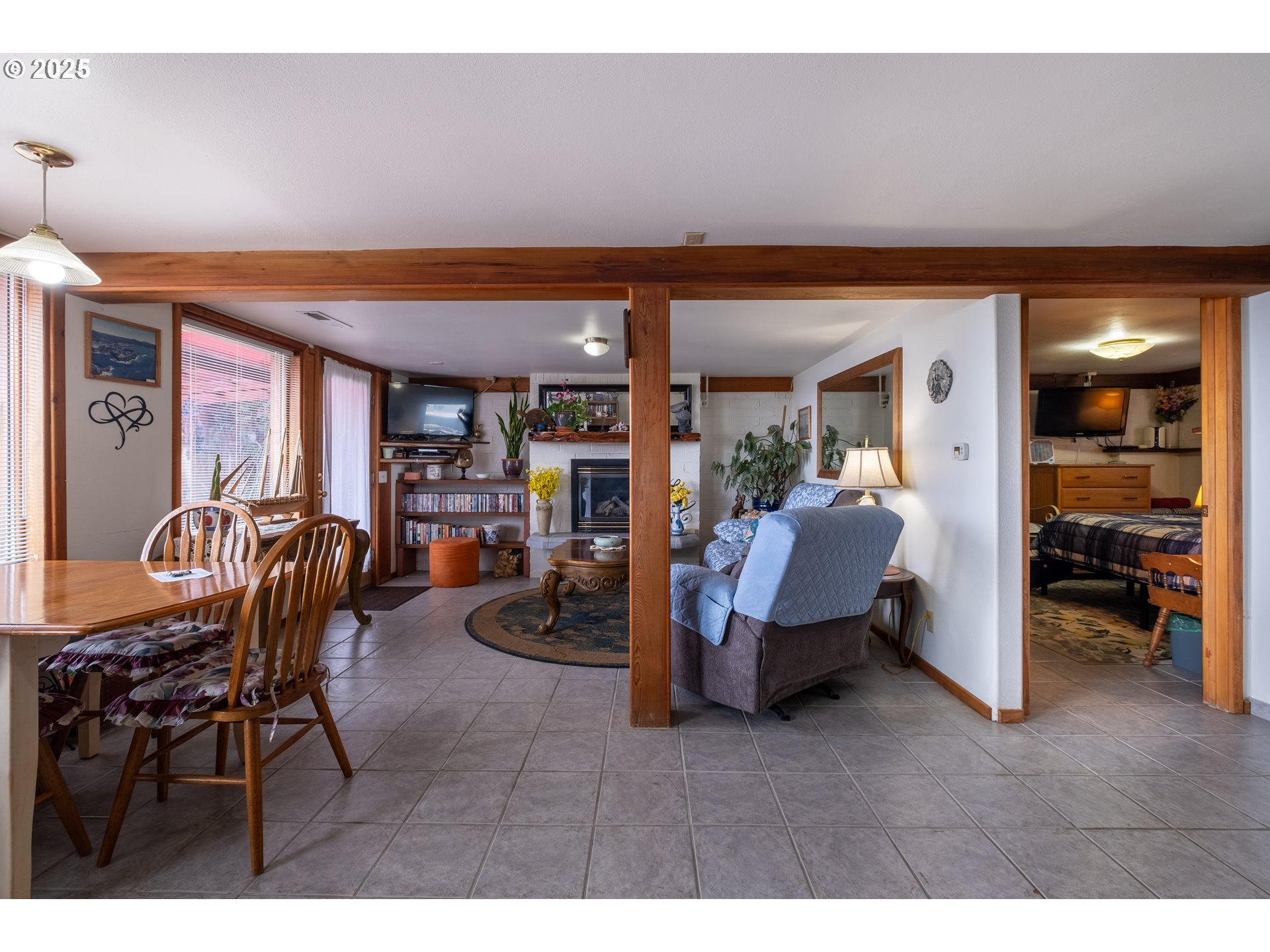 318 N HIGHWAY 101, Depoe Bay, OR, 97341