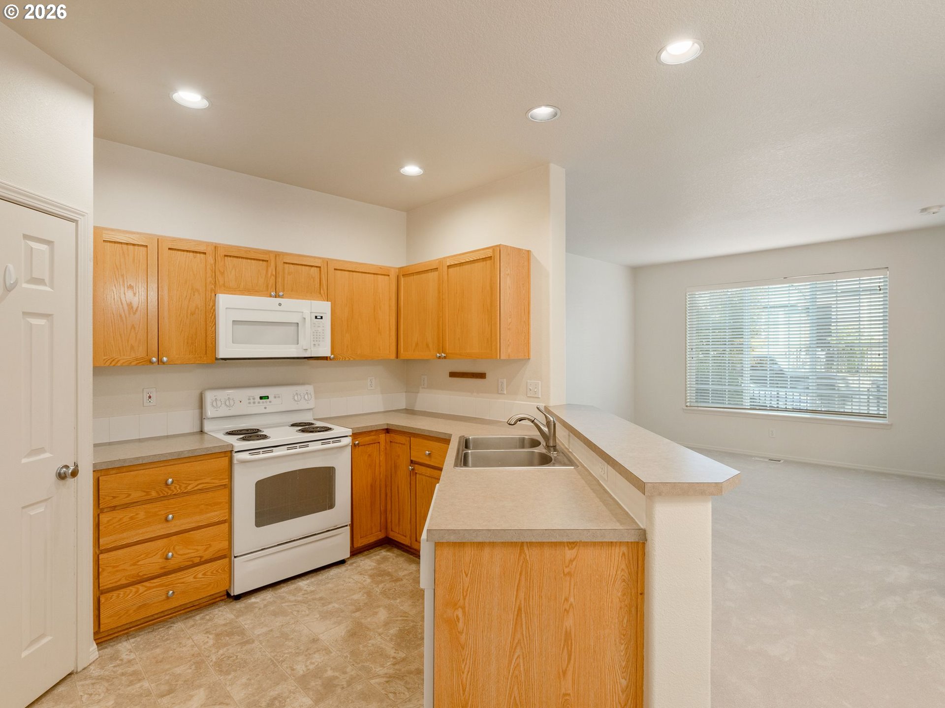 2419 NW ROSEBURG TER, Beaverton, OR, 97006