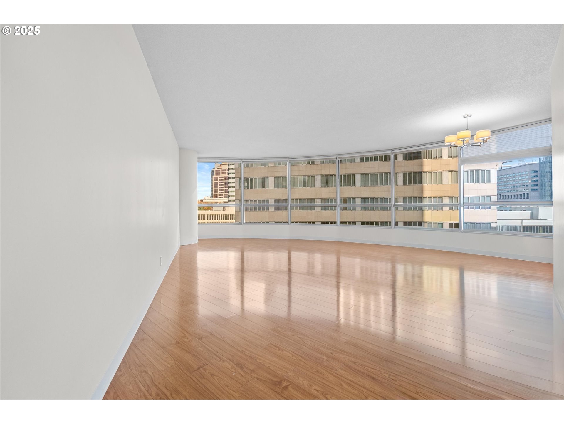 Photo #10: 256026999 Listing: Photo #10