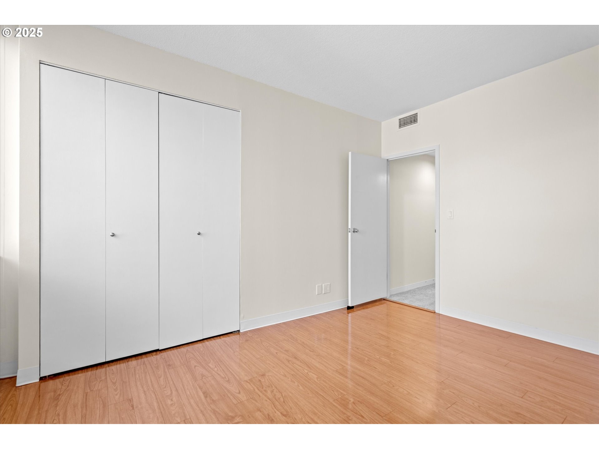 Photo #18: 256026999 Listing: Photo #18