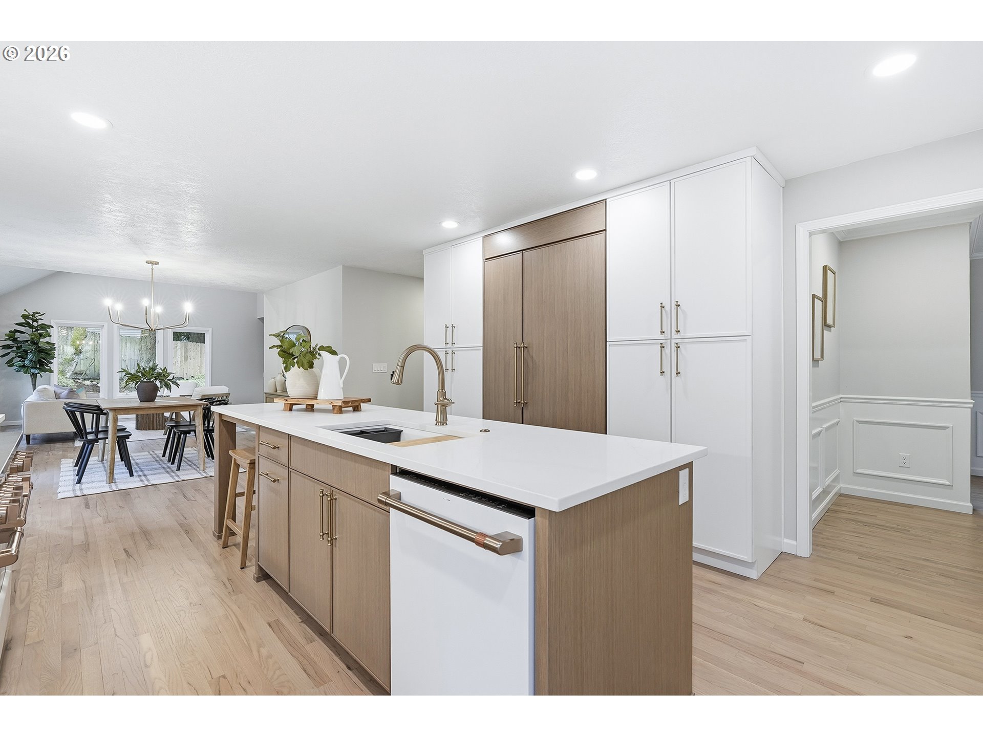 16181 PARELIUS CIR, Lake Oswego, OR, 97034