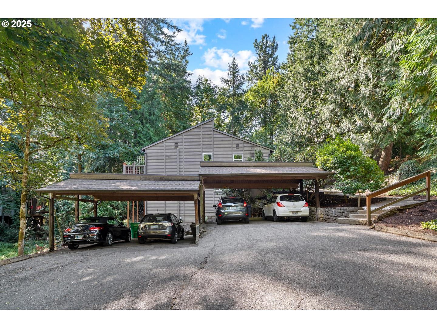 Photo #4: 256600807 Listing 