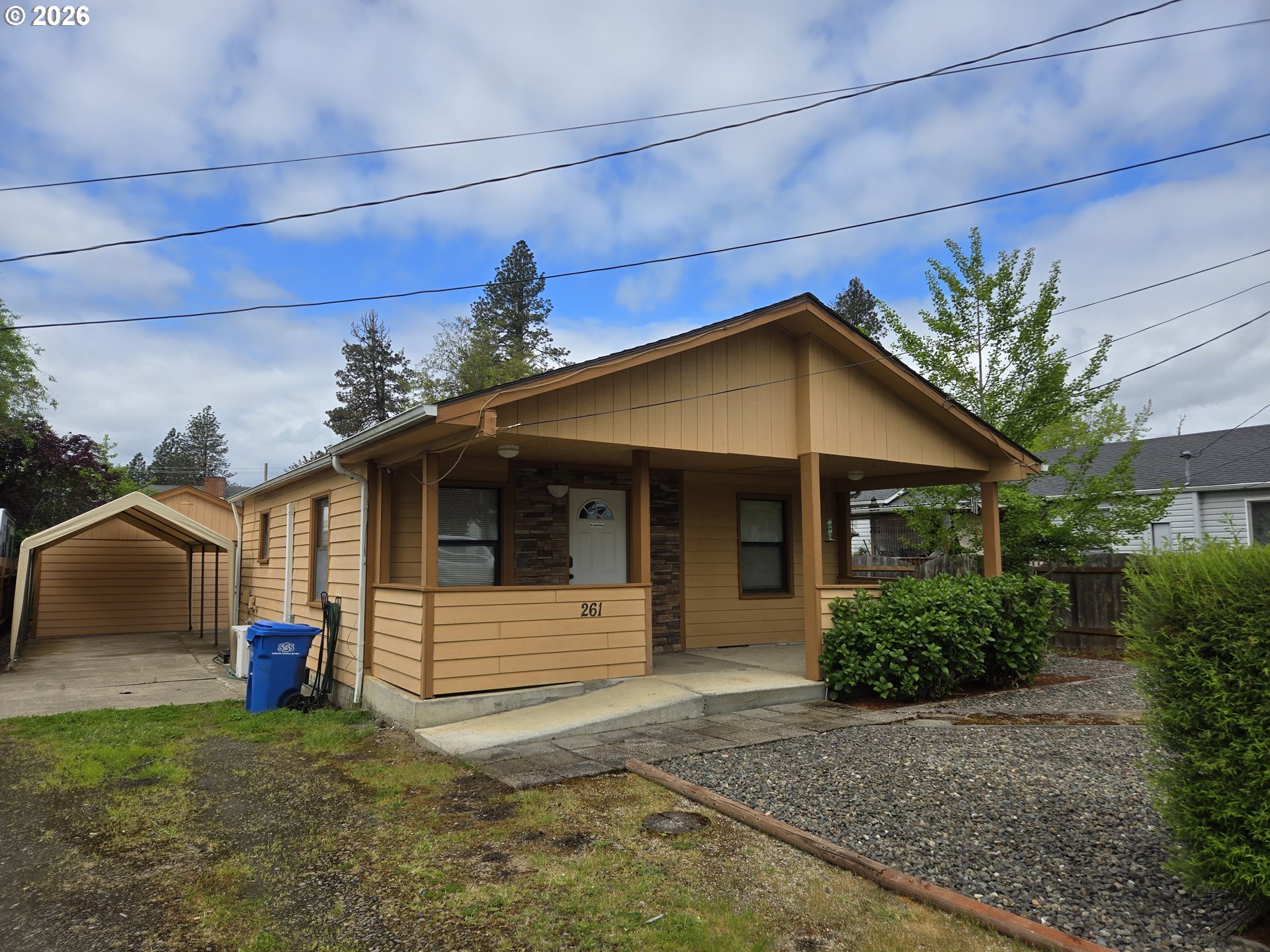 261 ROBINSON ST, Sutherlin, OR, 97479