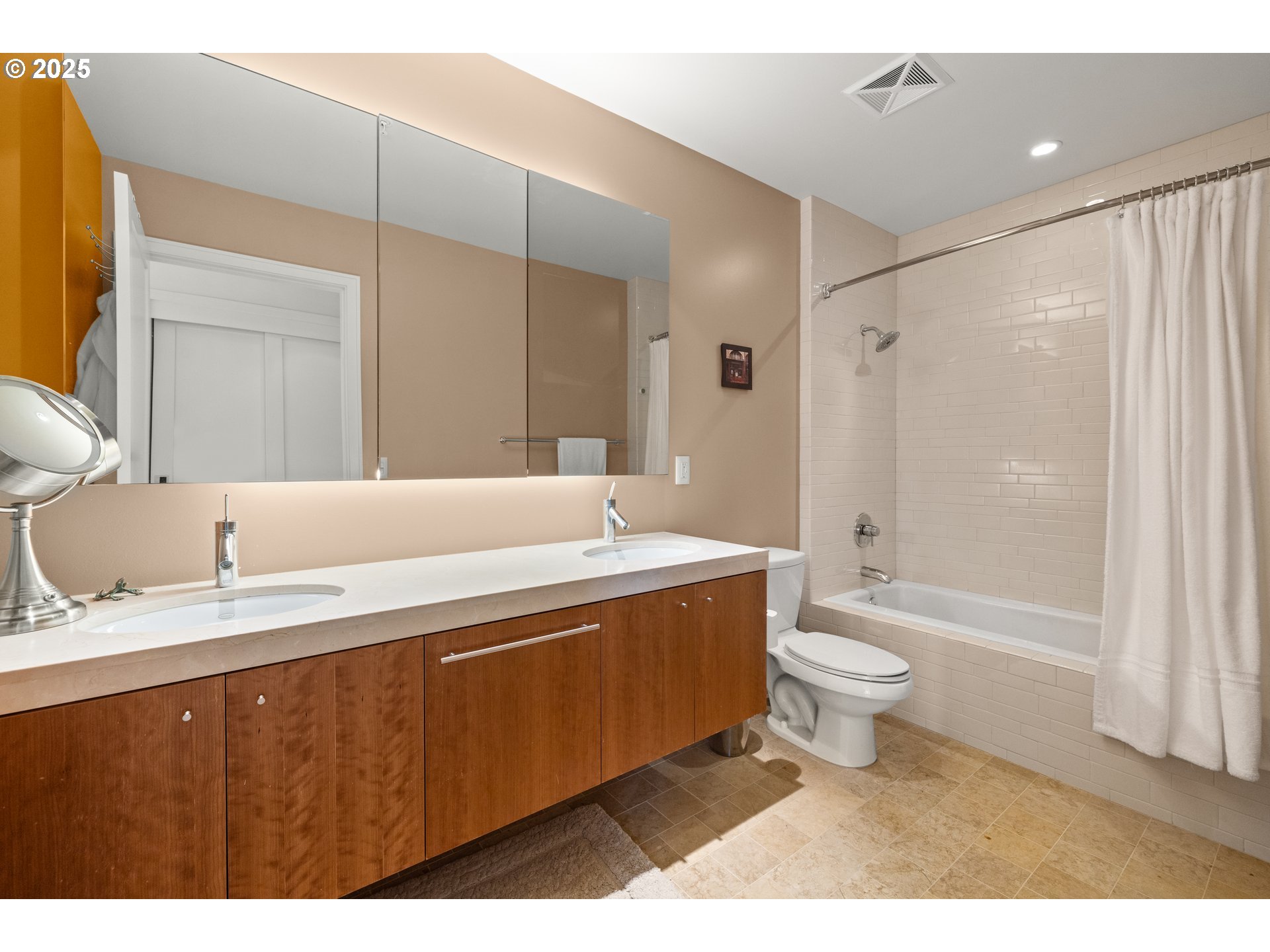 Photo #20: 257081559 Listing: Photo #20