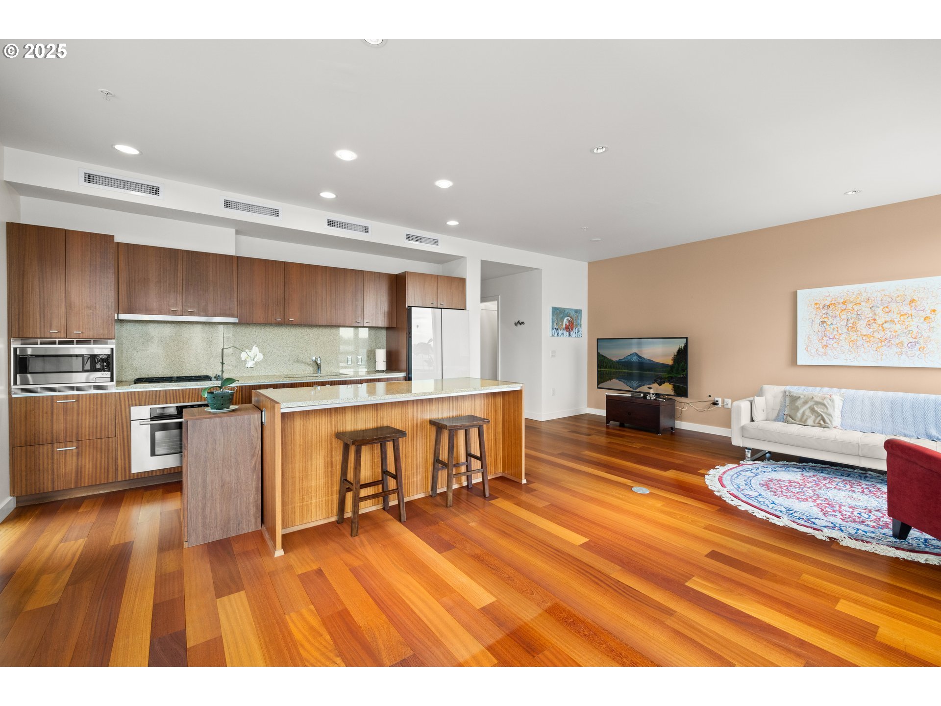Photo #27: 257081559 Listing: Photo #27