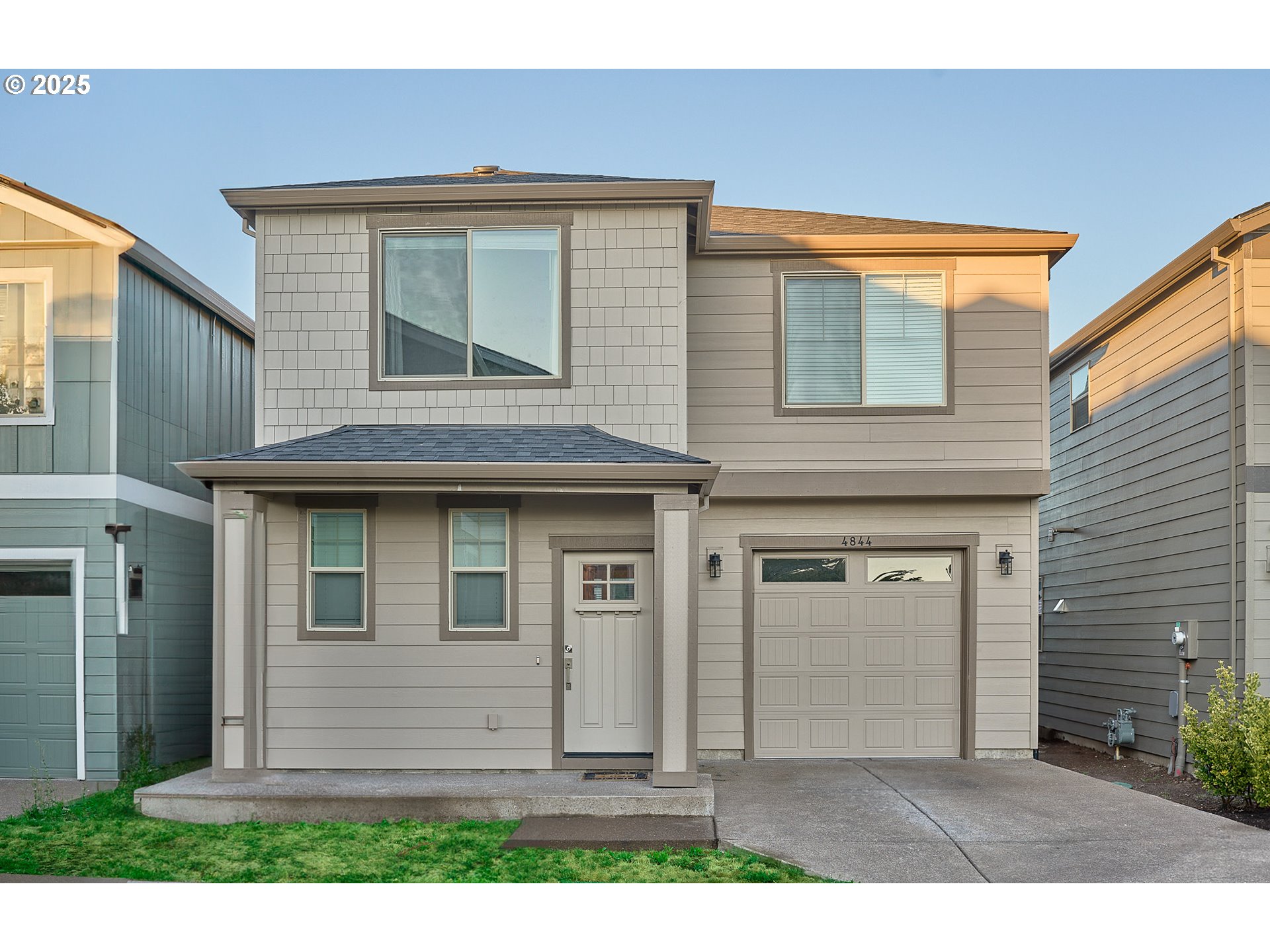 445 STERLING DR, Eugene, OR, 97404