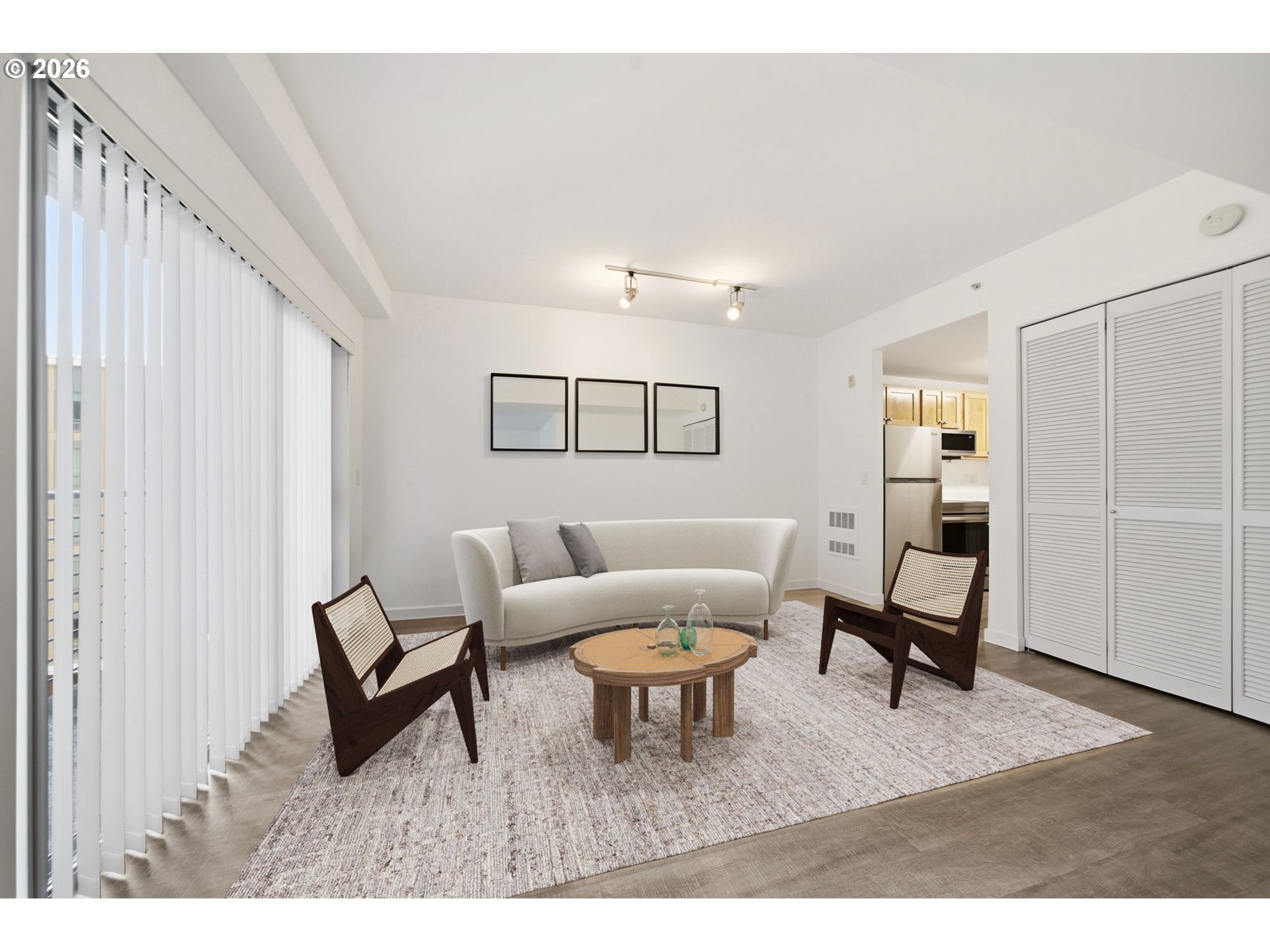 Photo #10: 257429344 Listing: Photo #10