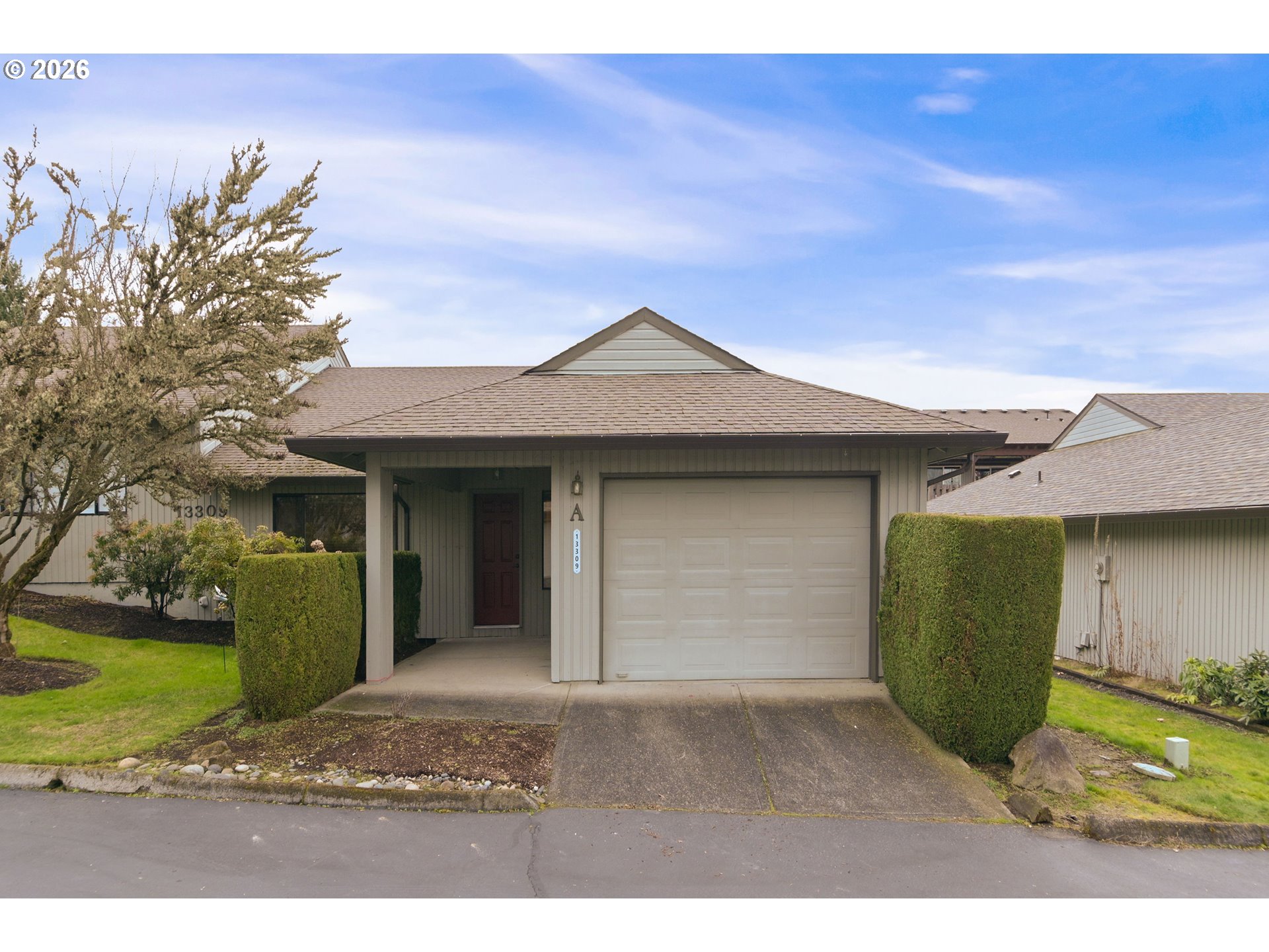 Photo #1: 257547946 Listing: Photo #1