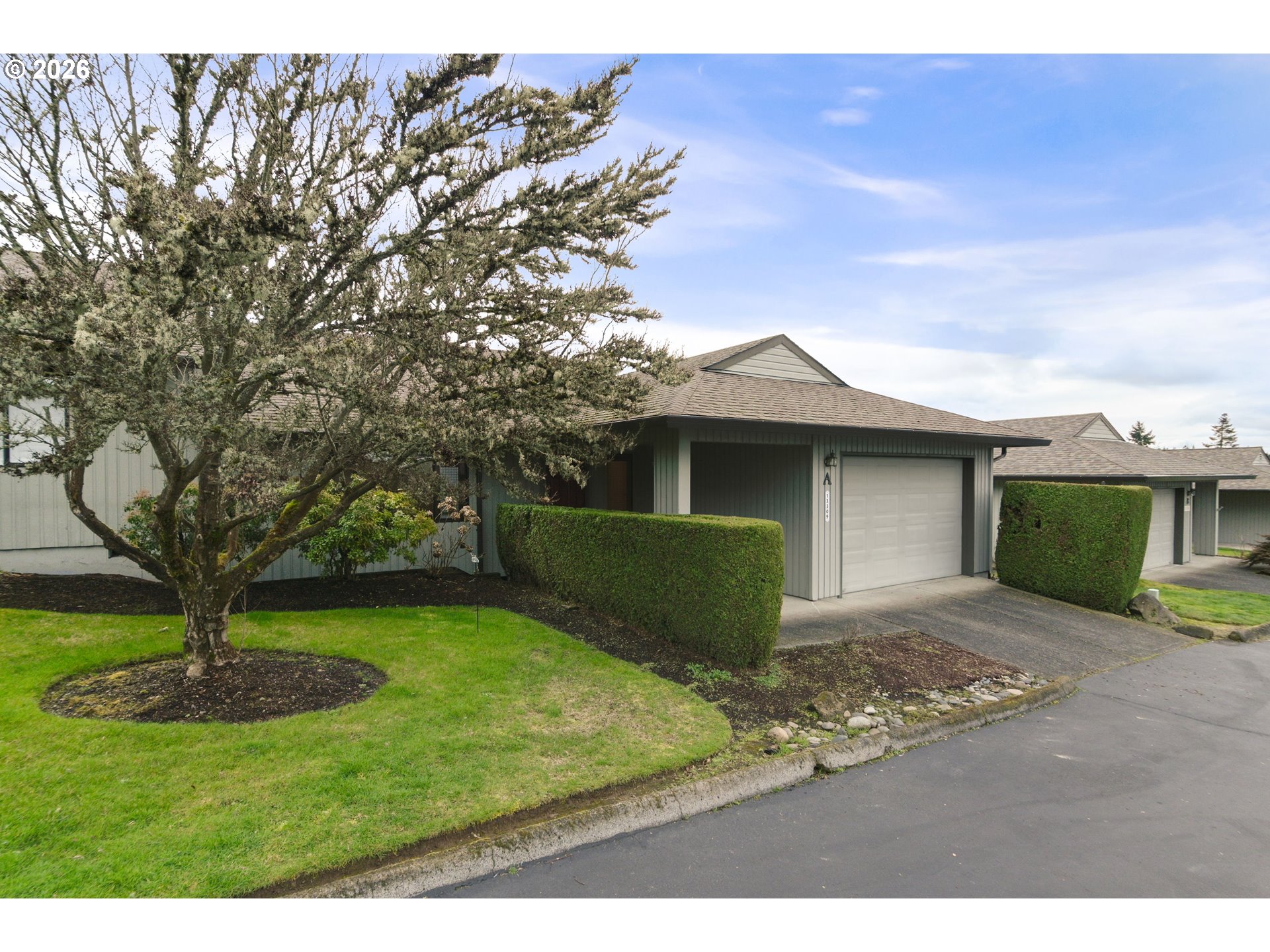 Photo #11: 257547946 Listing: Photo #11