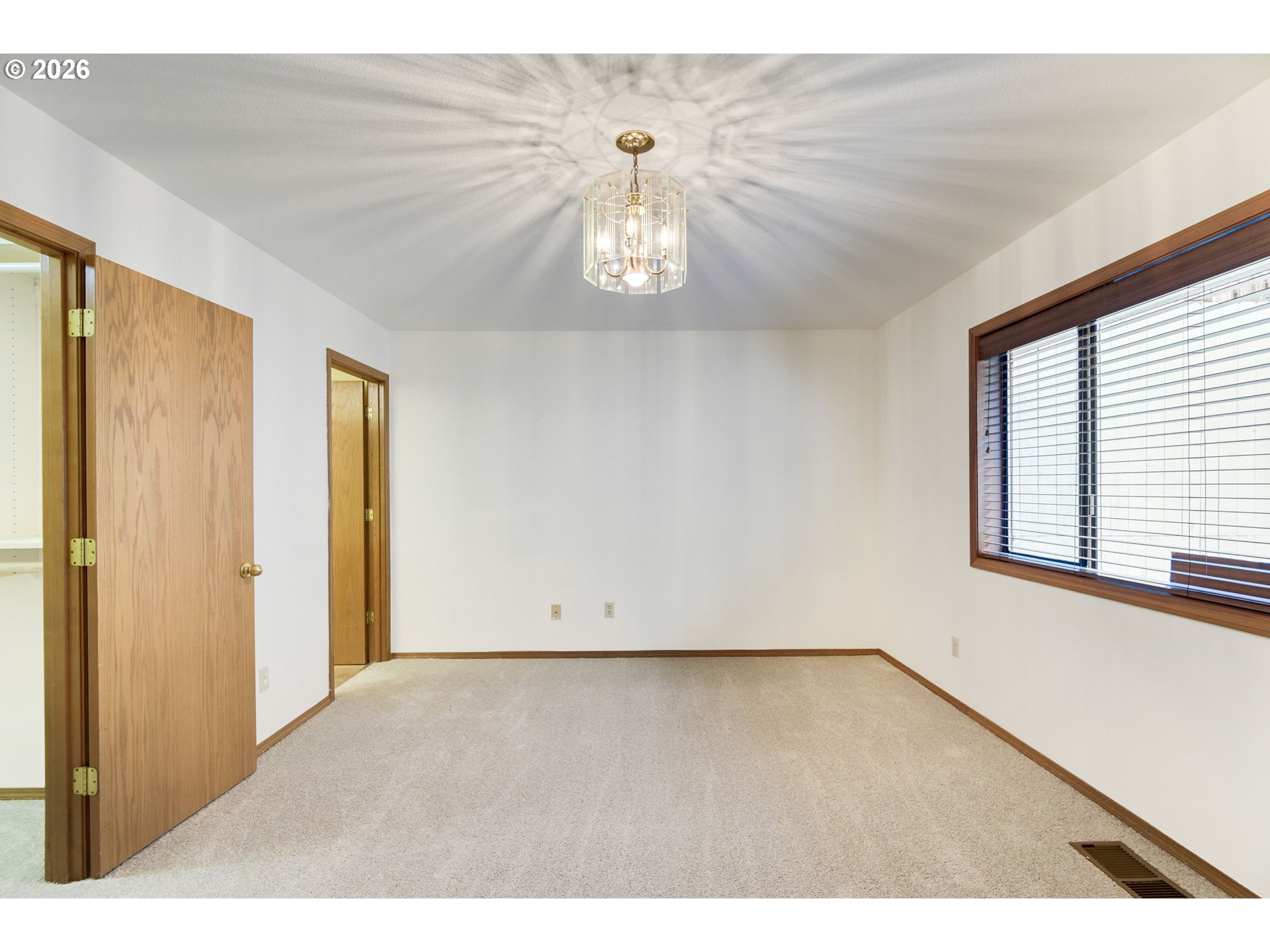 Photo #14: 257547946 Listing: Photo #14