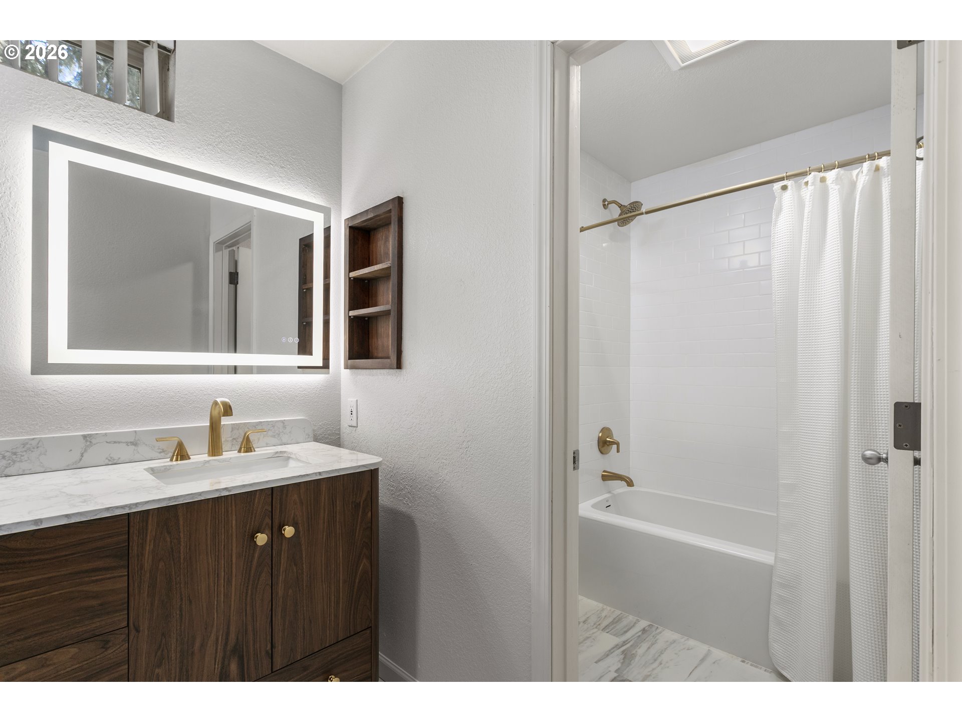 Photo #16: 257787422 Listing: Photo #16