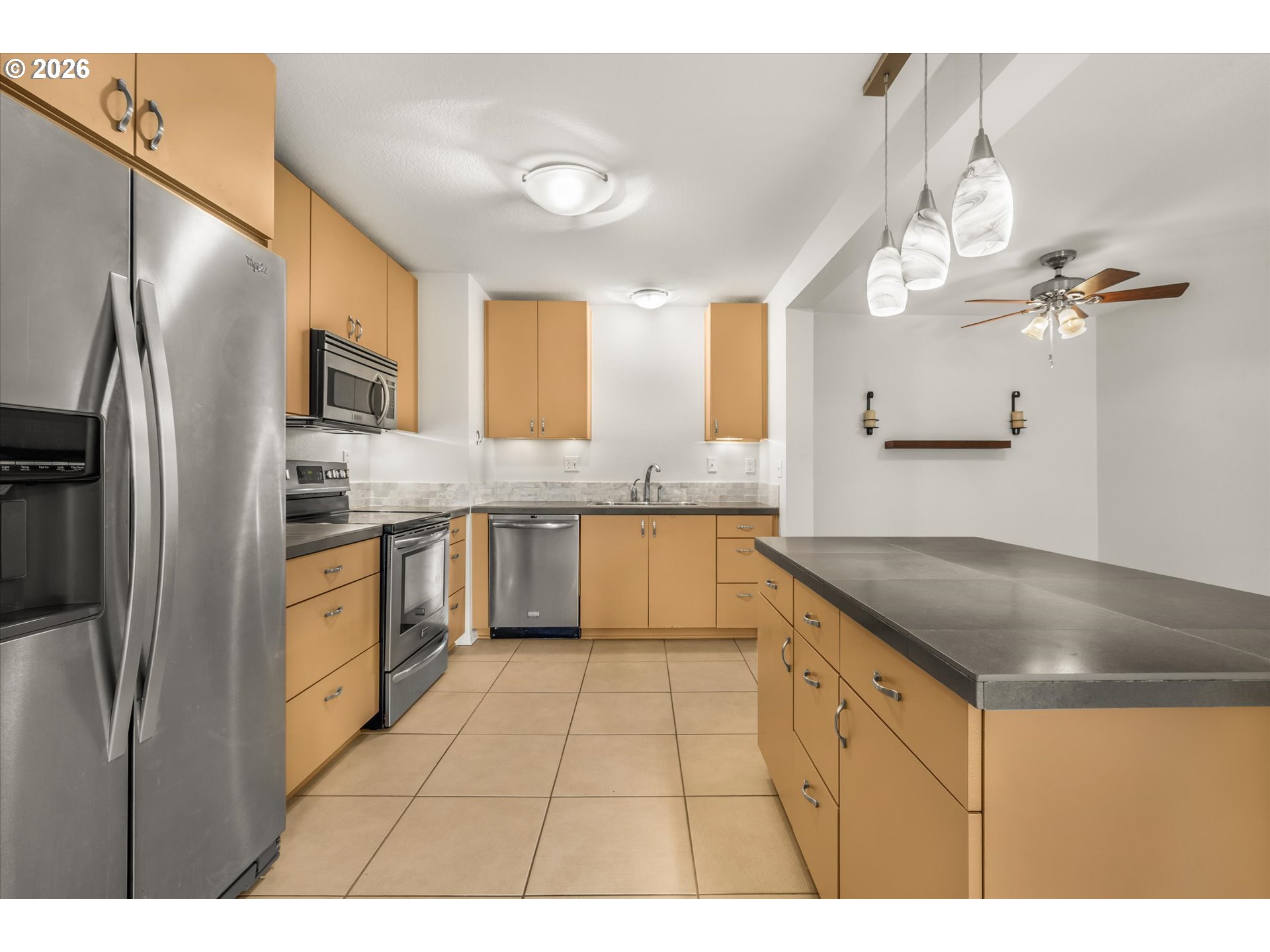 Photo #15: 258142701 Listing: Photo #15