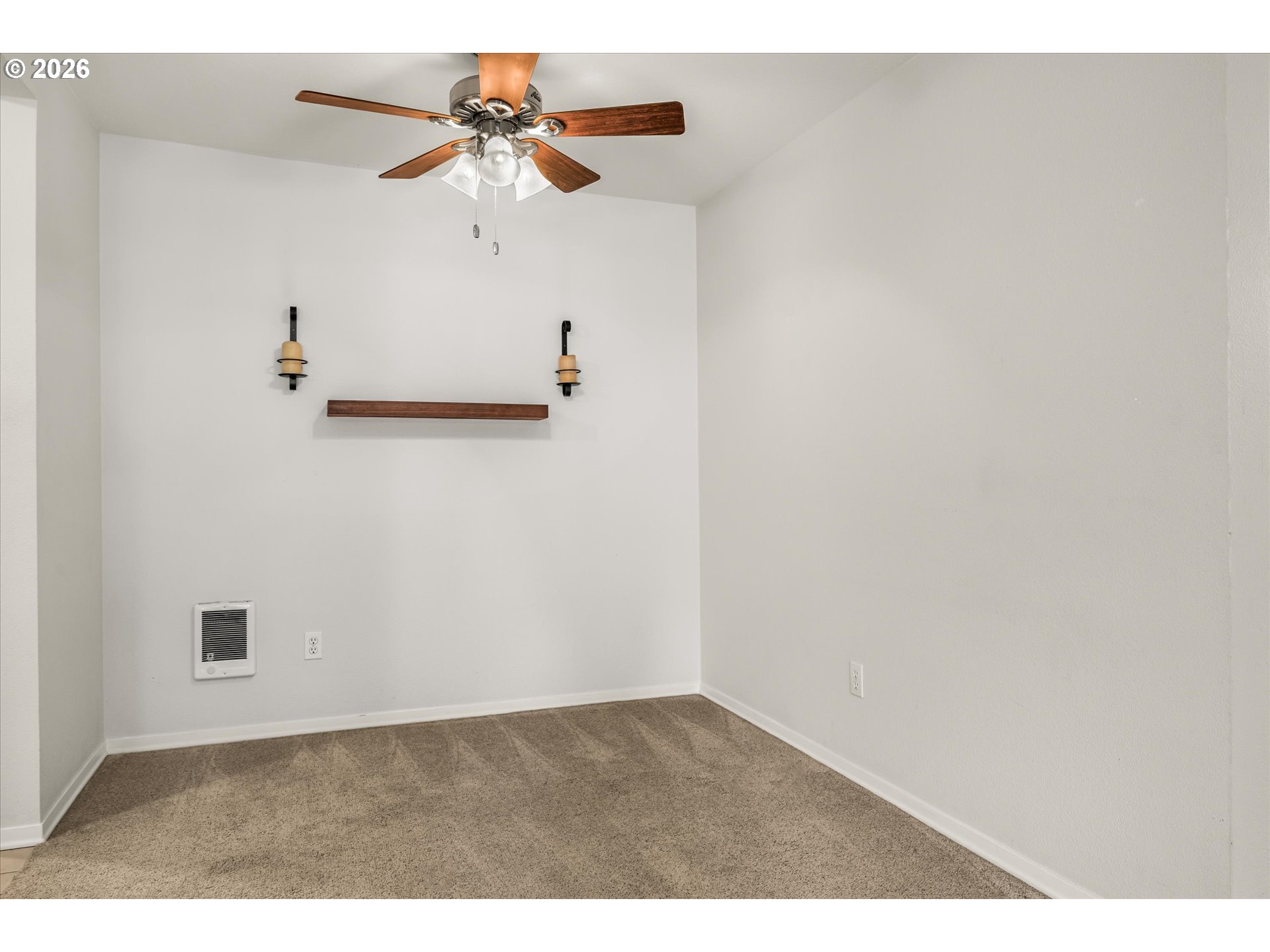 Photo #19: 258142701 Listing: Photo #19