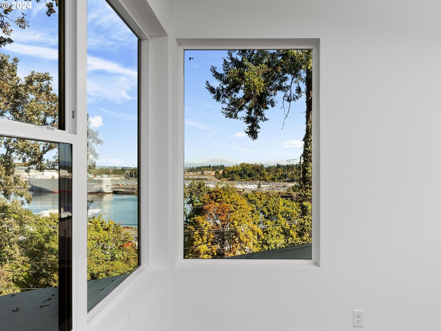 9316 NW HARDY AVE, Portland, OR, 97231