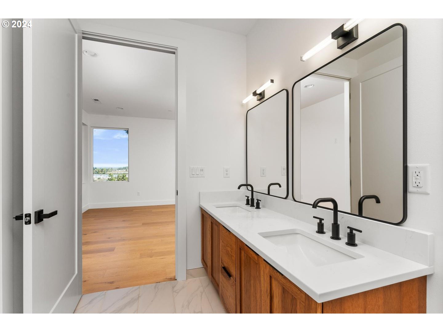 9316 NW HARDY AVE, Portland, OR, 97231