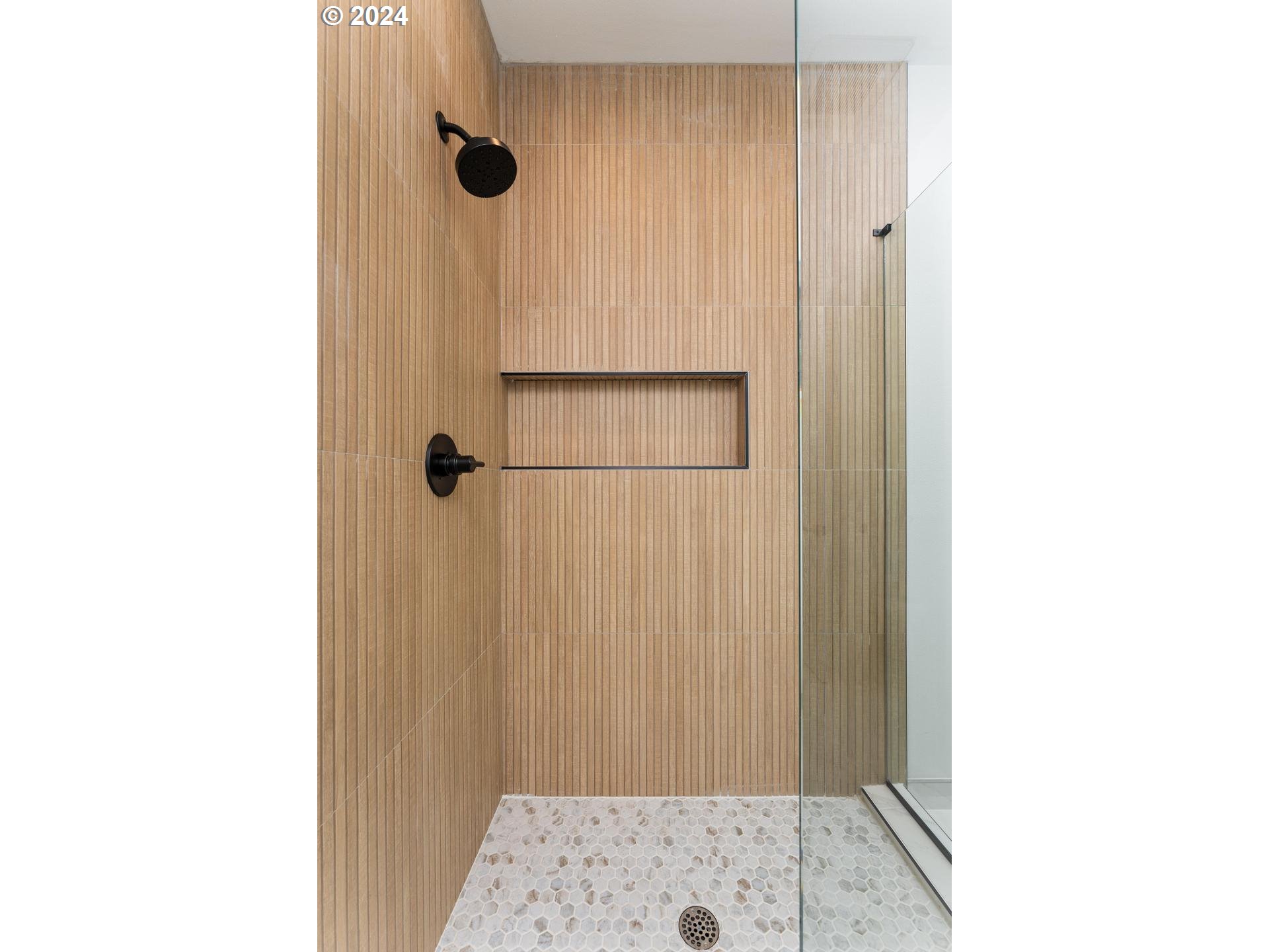 9316 NW HARDY AVE, Portland, OR, 97231