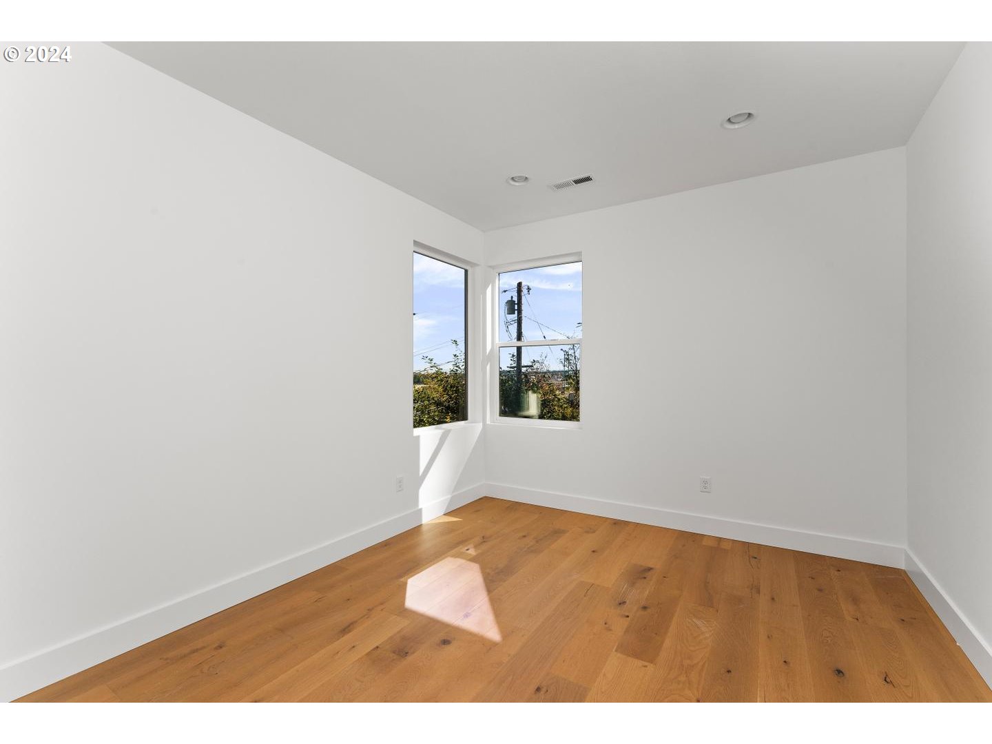 9316 NW HARDY AVE, Portland, OR, 97231