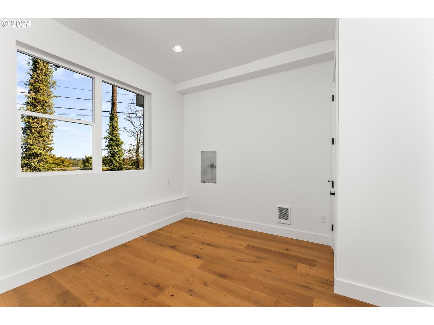 9316 NW HARDY AVE, Portland, OR, 97231