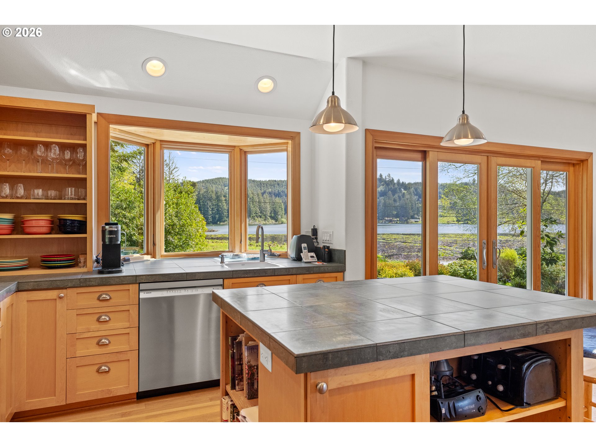 83416 PARKWAY DR, Florence, OR, 97439 83416 PARKWAY DR, Florence, OR, 97439