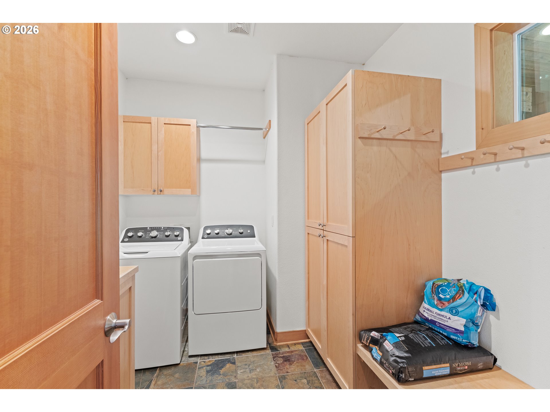 83416 PARKWAY DR, Florence, OR, 97439 83416 PARKWAY DR, Florence, OR, 97439