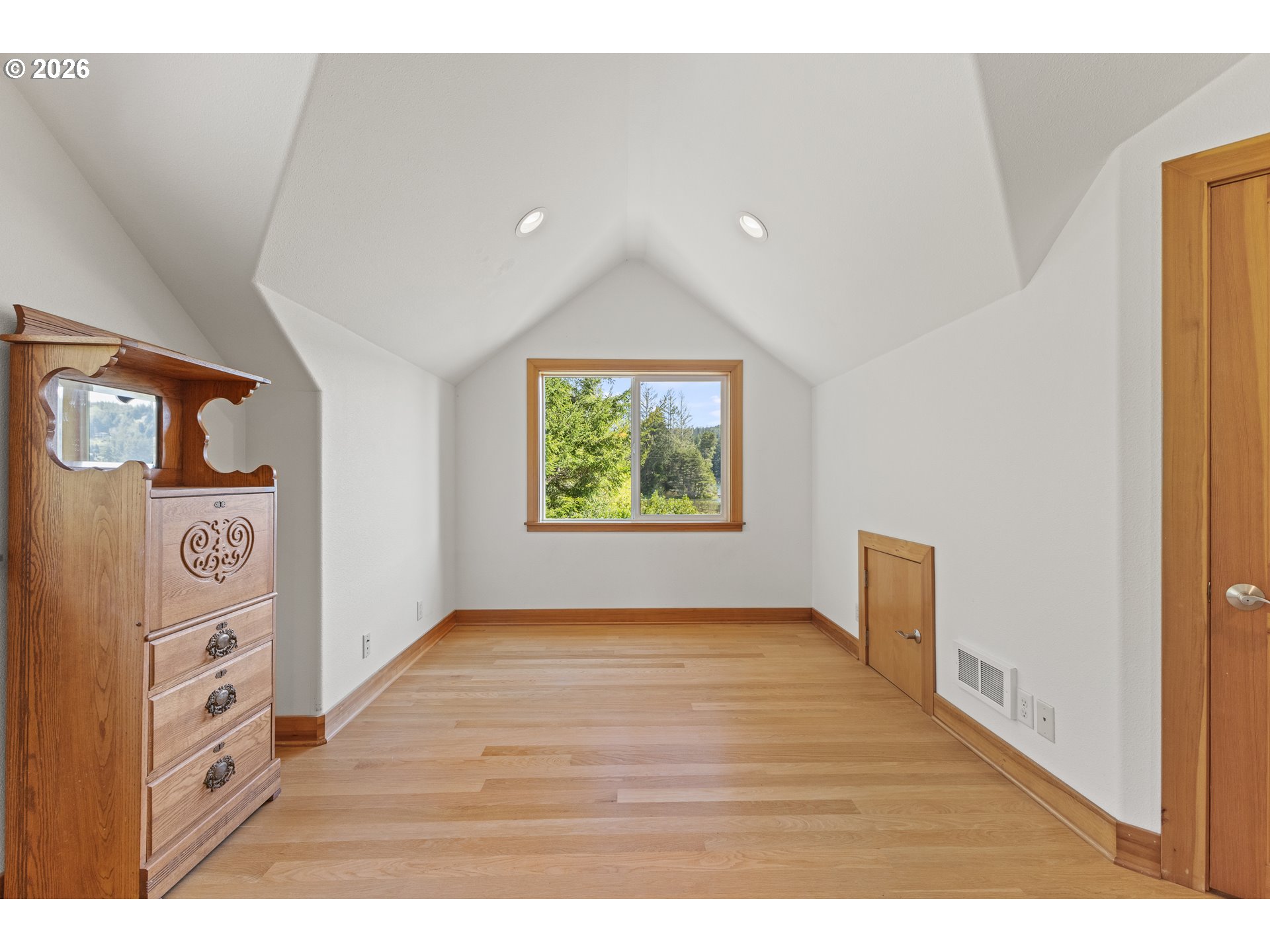 83416 PARKWAY DR, Florence, OR, 97439 83416 PARKWAY DR, Florence, OR, 97439