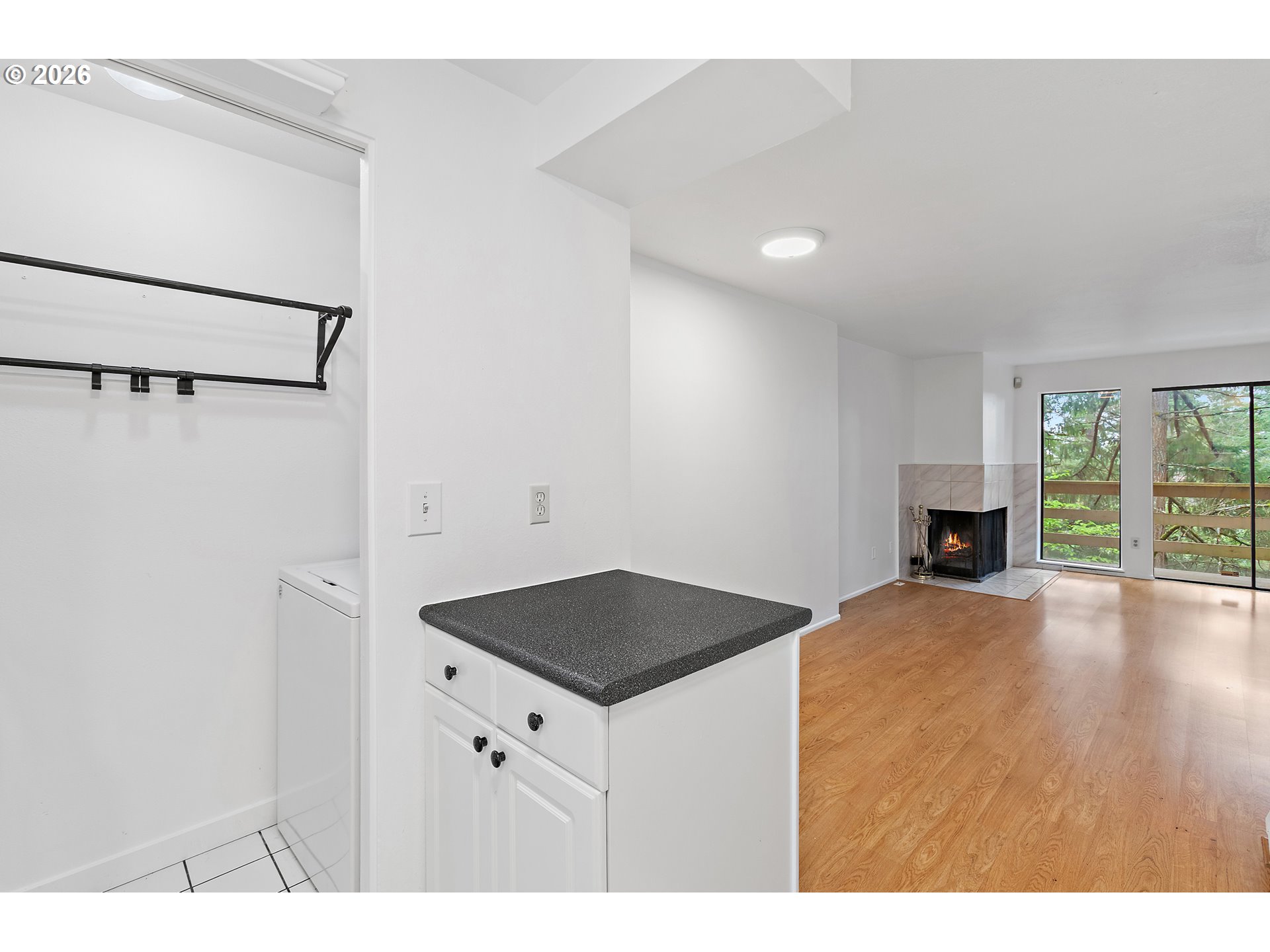 Photo #6: 259454271 Listing: Photo #6