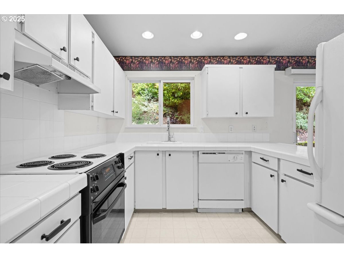 3816 BOTTICELLI ST UNIT 7, Lake Oswego, OR, 97035