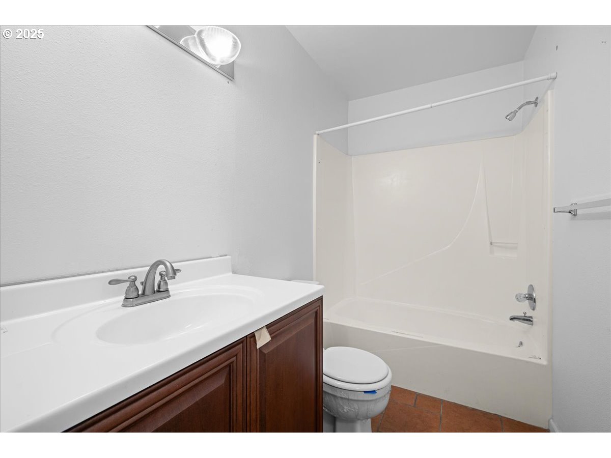 3816 BOTTICELLI ST UNIT 7, Lake Oswego, OR, 97035