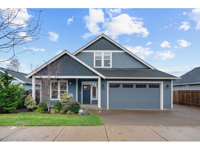 1023 JAYSIE DR, Silverton, OR 97381, Silverton