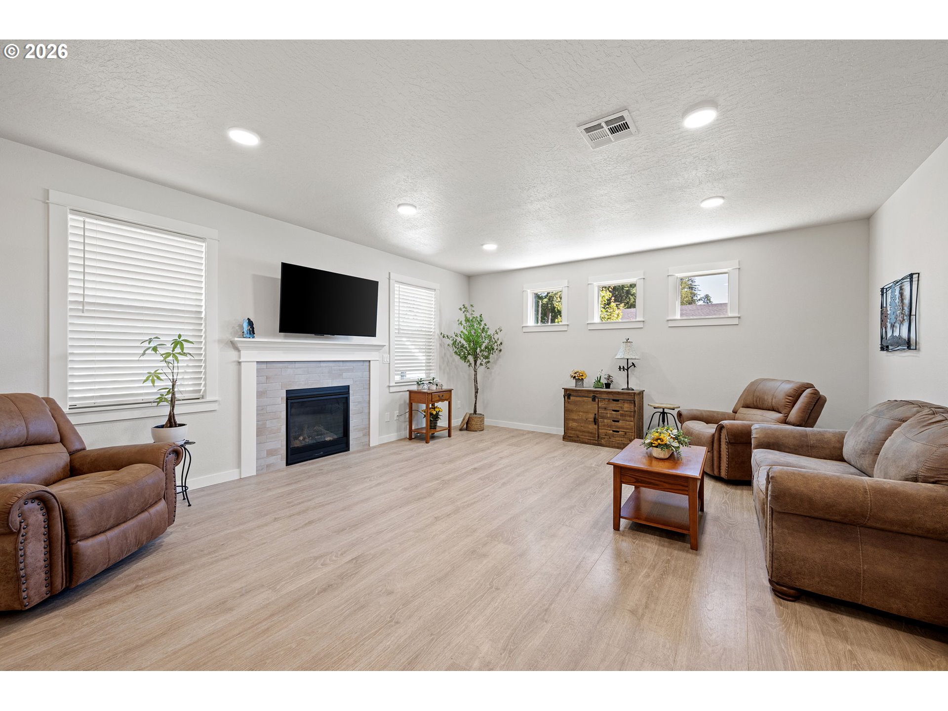 Property photo 11 of 47