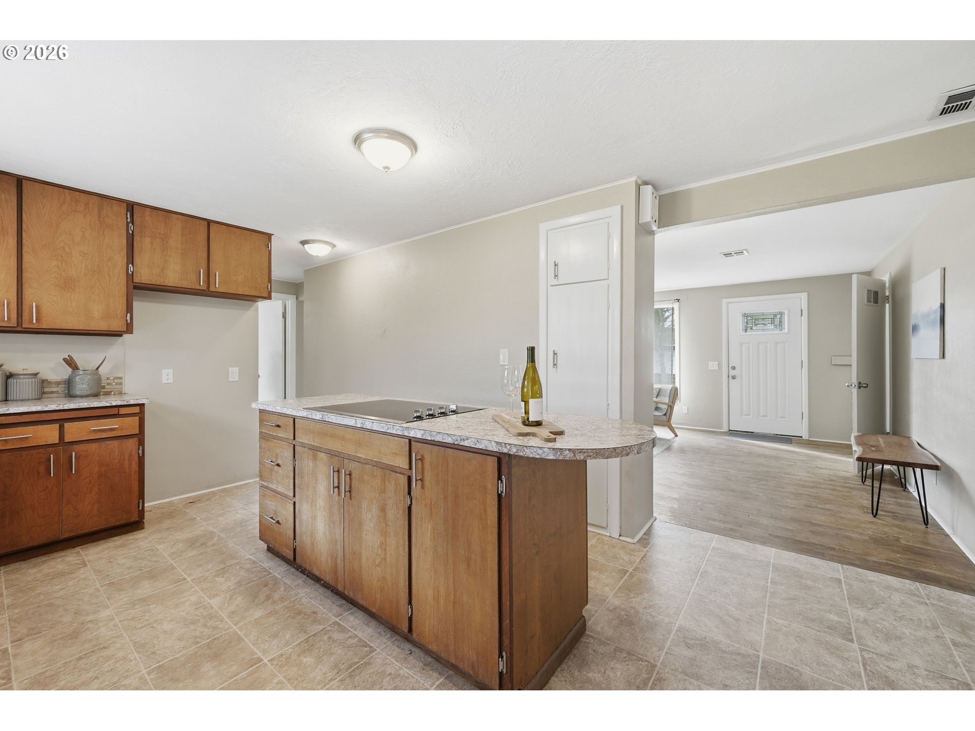 647 ELLSWORTH ST, Eugene, OR, 97402