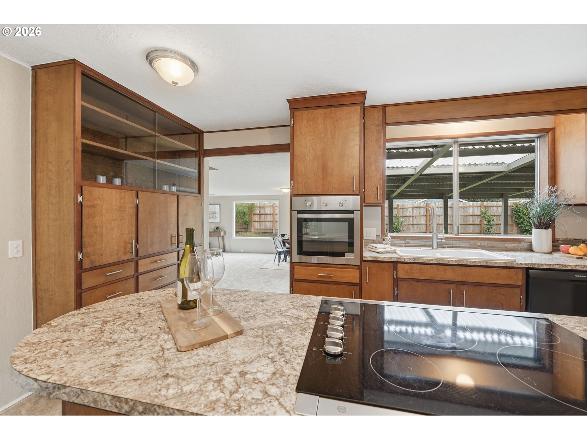 647 ELLSWORTH ST, Eugene, OR, 97402