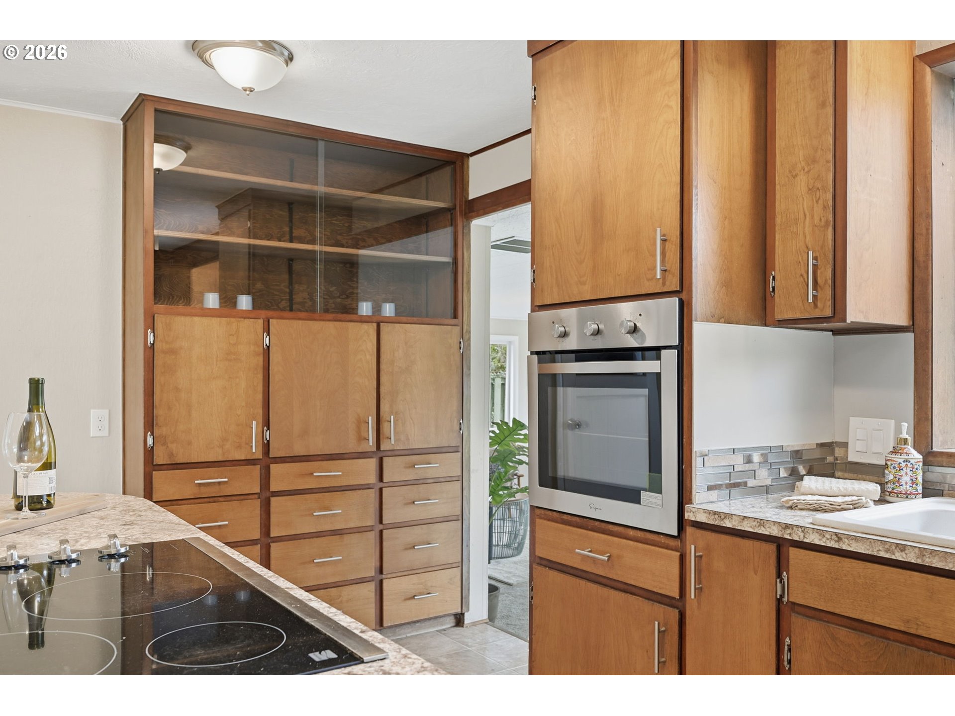 647 ELLSWORTH ST, Eugene, OR, 97402