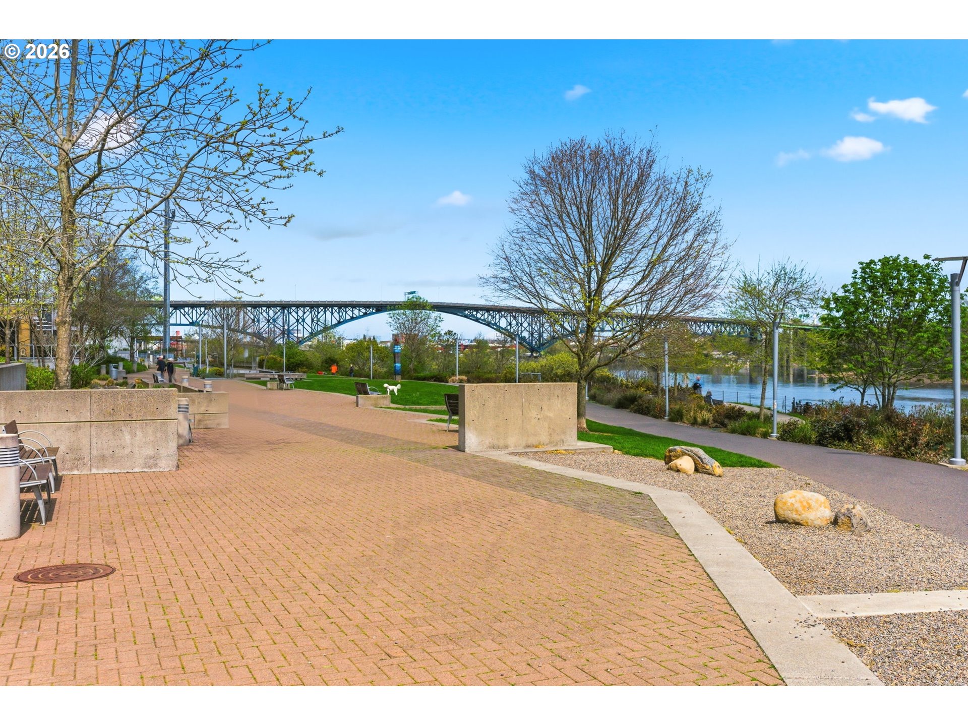 Photo #1: 260939279 Listing: Photo #1