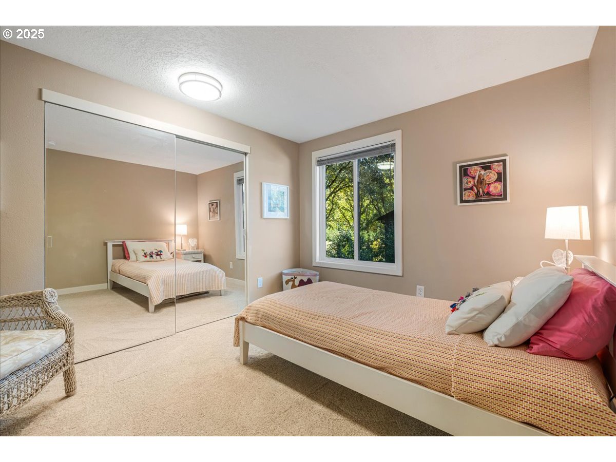 4217 ALBERT CIR, Lake Oswego, OR, 97035