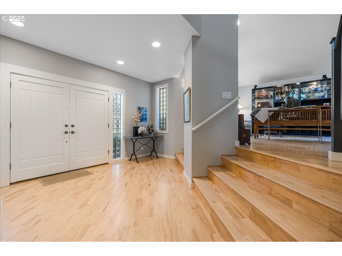 4217 ALBERT CIR, Lake Oswego, OR, 97035