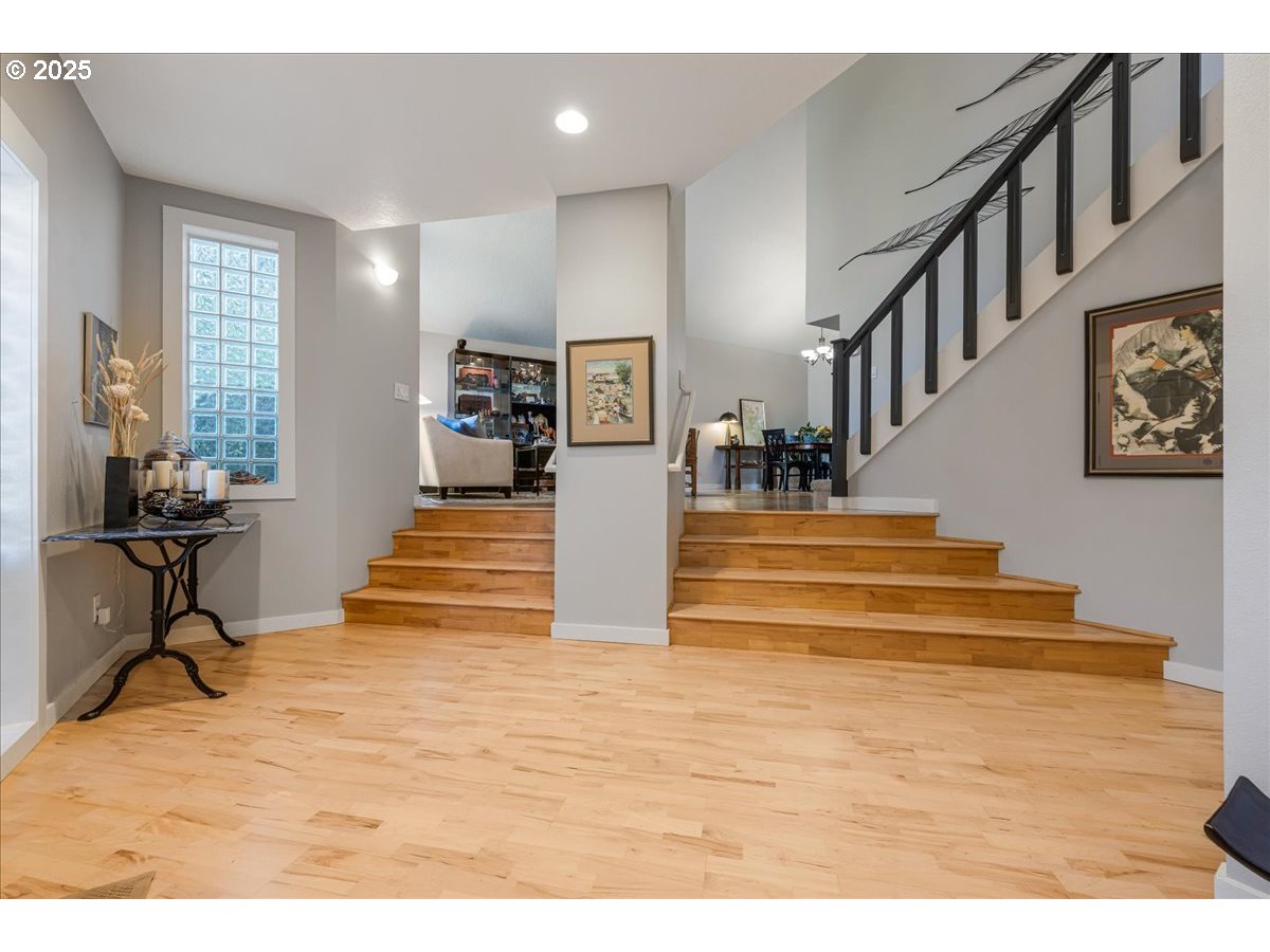 4217 ALBERT CIR, Lake Oswego, OR, 97035