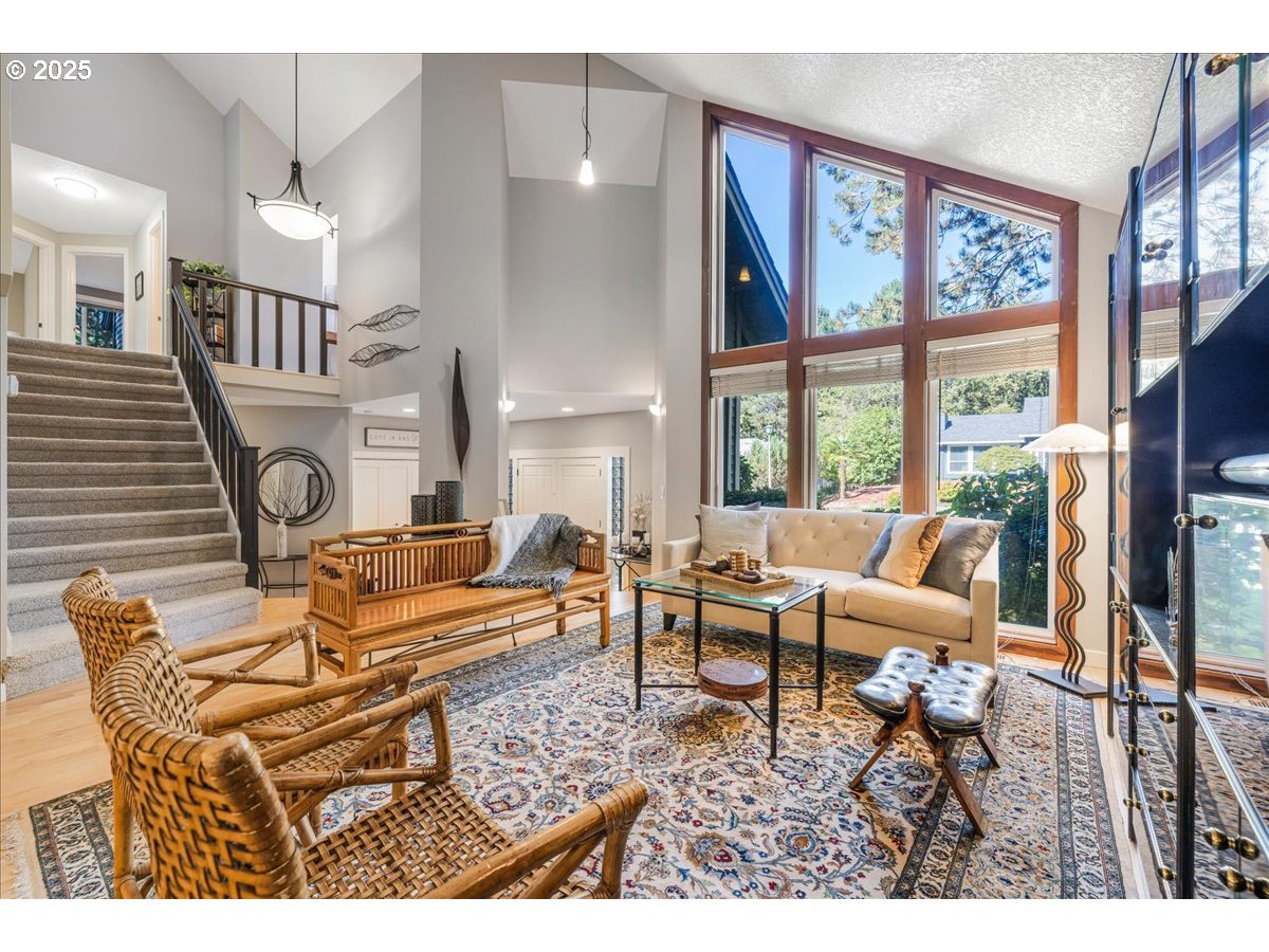 4217 ALBERT CIR, Lake Oswego, OR, 97035
