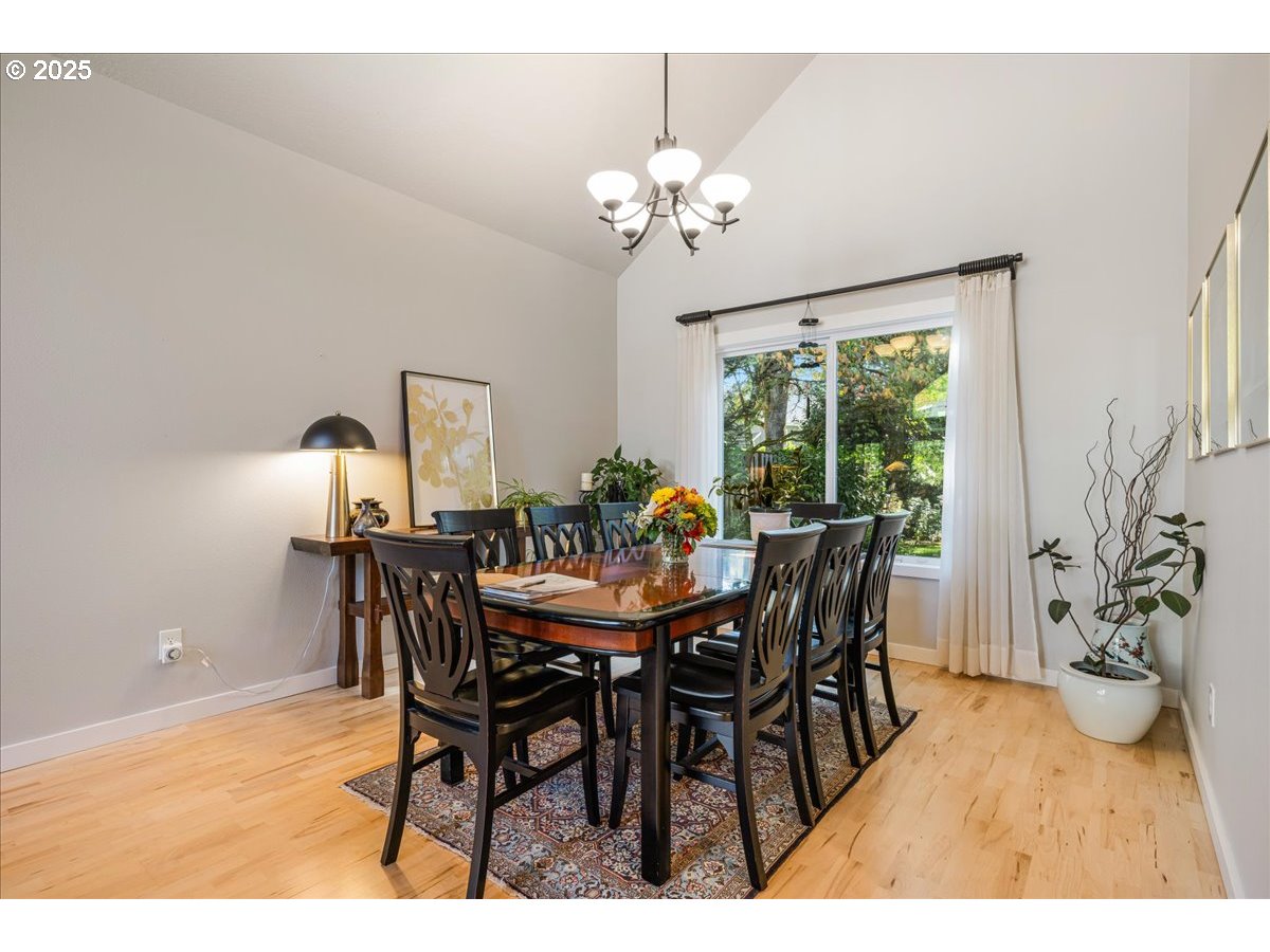 4217 ALBERT CIR, Lake Oswego, OR, 97035