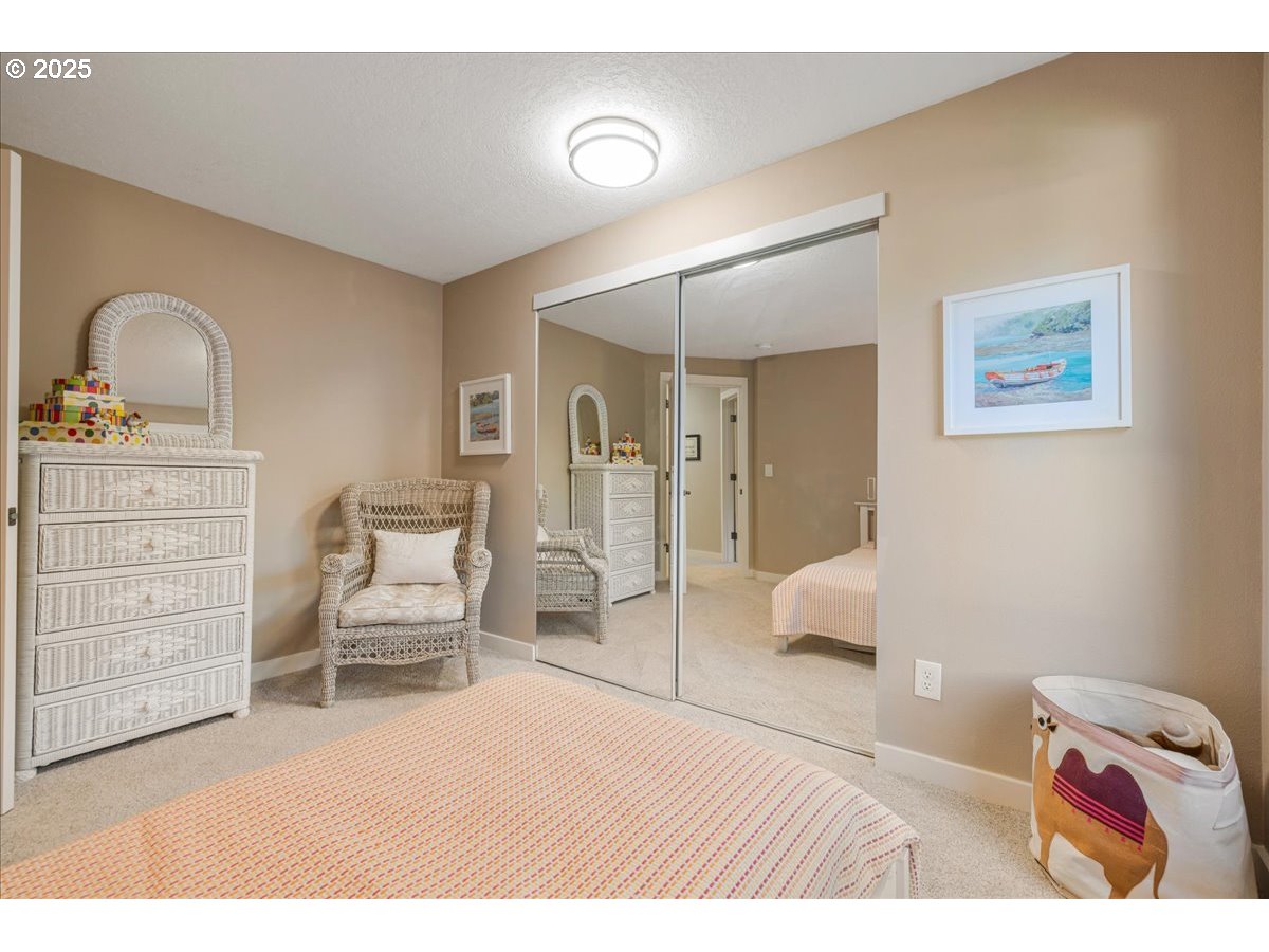 4217 ALBERT CIR, Lake Oswego, OR, 97035