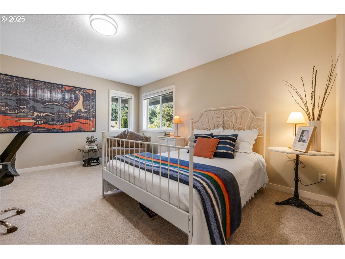 4217 ALBERT CIR, Lake Oswego, OR, 97035
