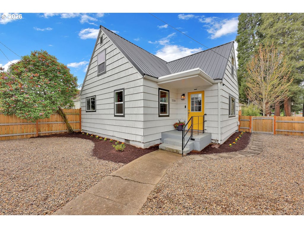 2210 ROOSEVELT BLVD, Eugene, OR, 97402